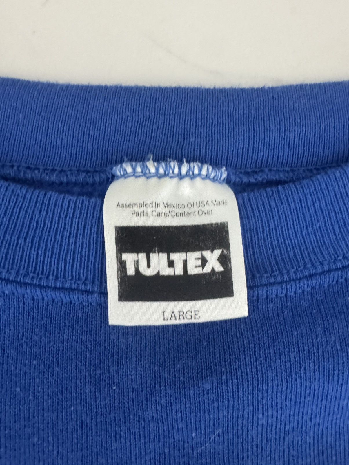 Tultex Vintage University of Memphis Tigers crewneck sweatshirt Size US L / EU 52-54 / 3 - 4 Thumbnail