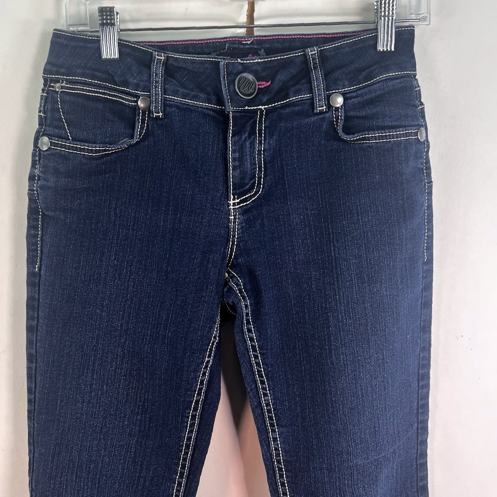 Wrangler Wrangler Western Stitched Denim Jeans Womens 3/4 Jeans Bootcut Blue 29 Inseam 27in 10 (3/4) XS? Size 26" / US 2 / IT 38 - 2 Thumbnail