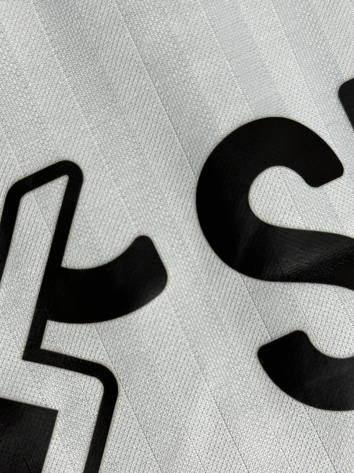 Adidas Fulham 23/24 Home Football Jersey Size US M / EU 48-50 / 2 - 10 Thumbnail