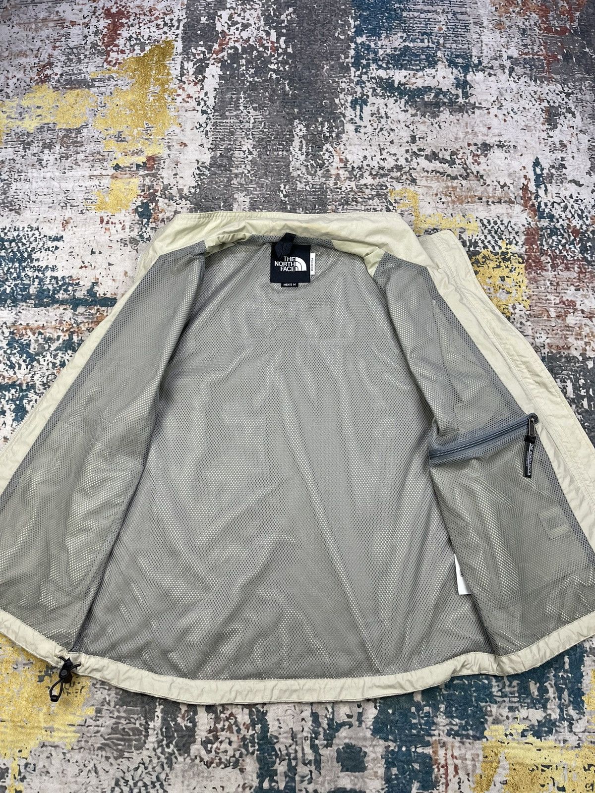 The North Face The North Face Nylon Beige Outerwear Vest Size US M / EU 48-50 / 2 - 7 Thumbnail