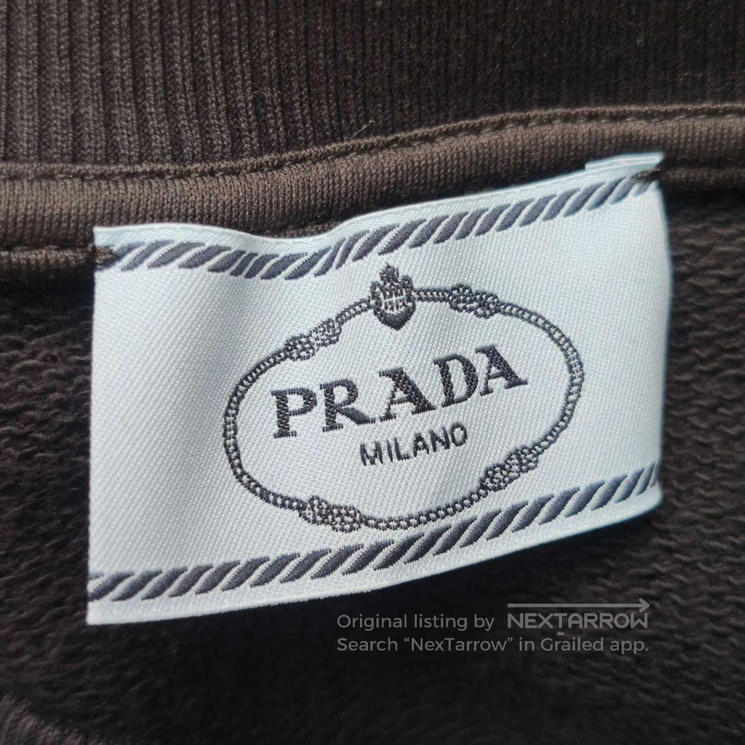 Prada Prada Cotton Logo Round Neck Top in Black . Size S / US 4 / IT 40 - 5 Thumbnail