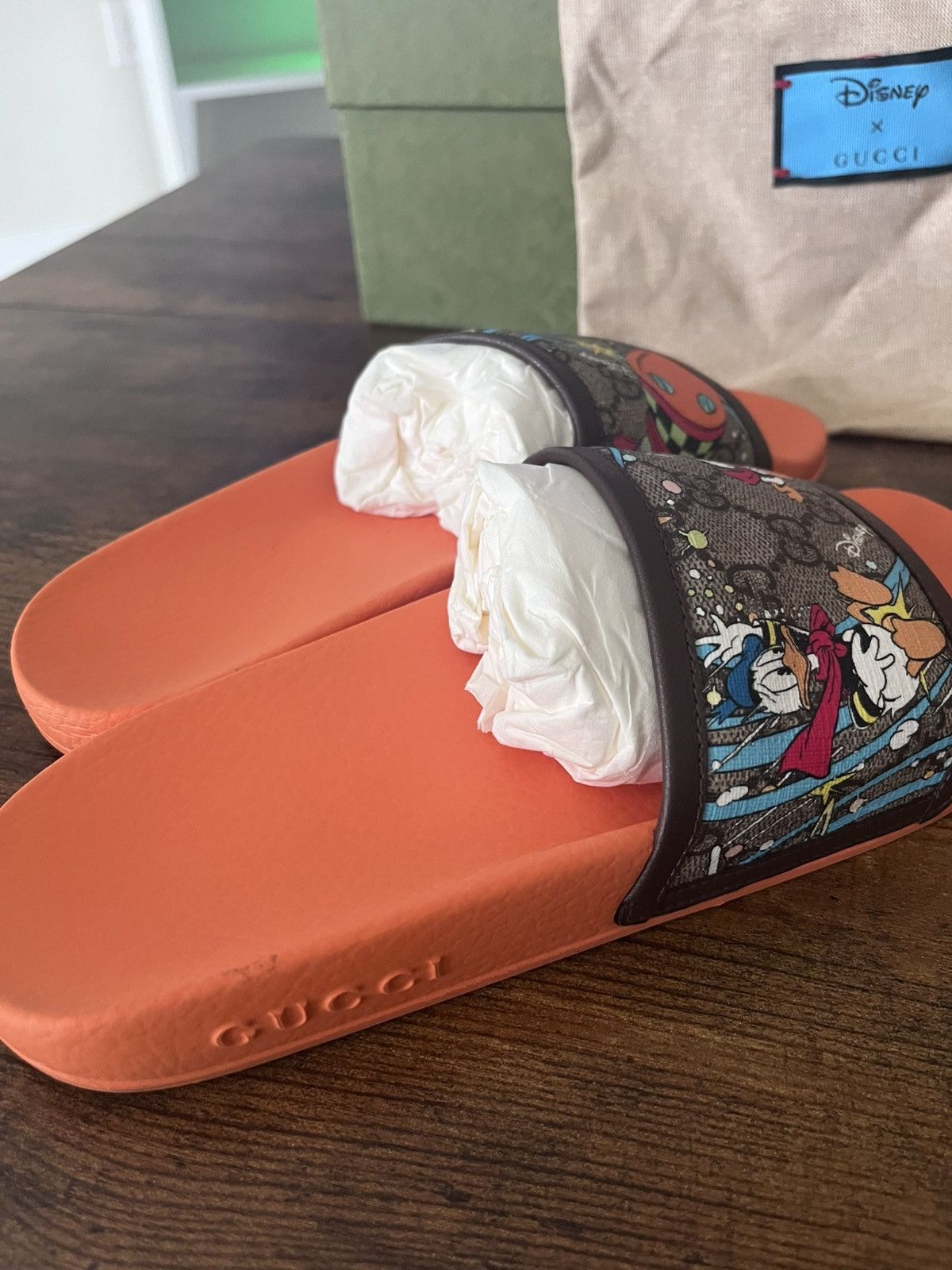 Gucci Gucci x Disney Donald Duck Leather Slides Orange Size 6 Size US 6 / IT 36 - 7 Thumbnail