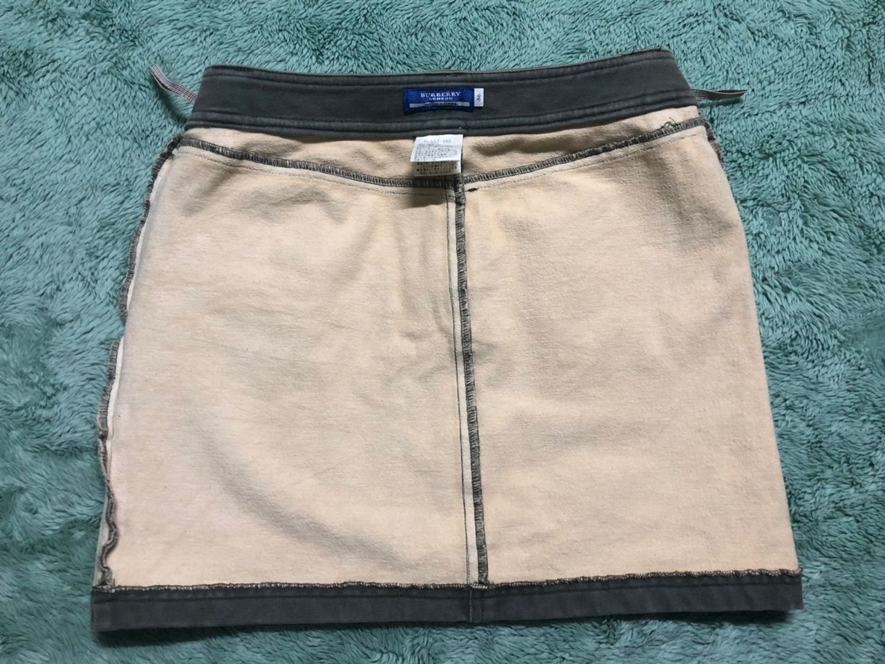 Burberry Burberry Blue Label Mini Skirt Bushpants Design Size 30" / US 8 / IT 44 - 7 Thumbnail