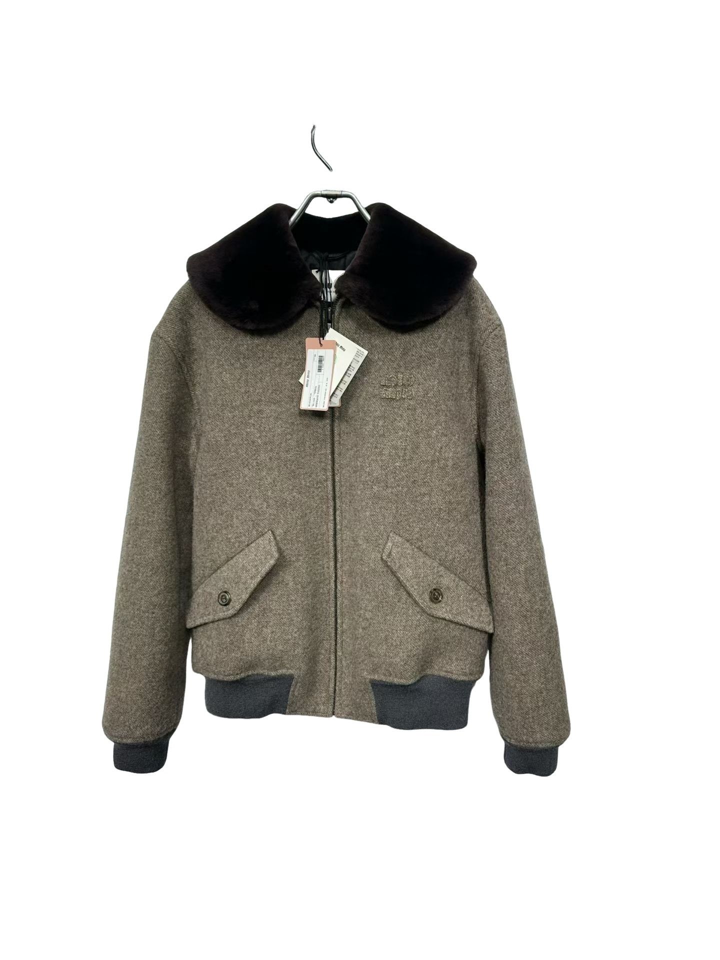 Miu Miu Miu Miu Fur Collar Shetland Wool Blouson 36 Size XS / US 0-2 / IT 36-38 - 1 Thumbnail