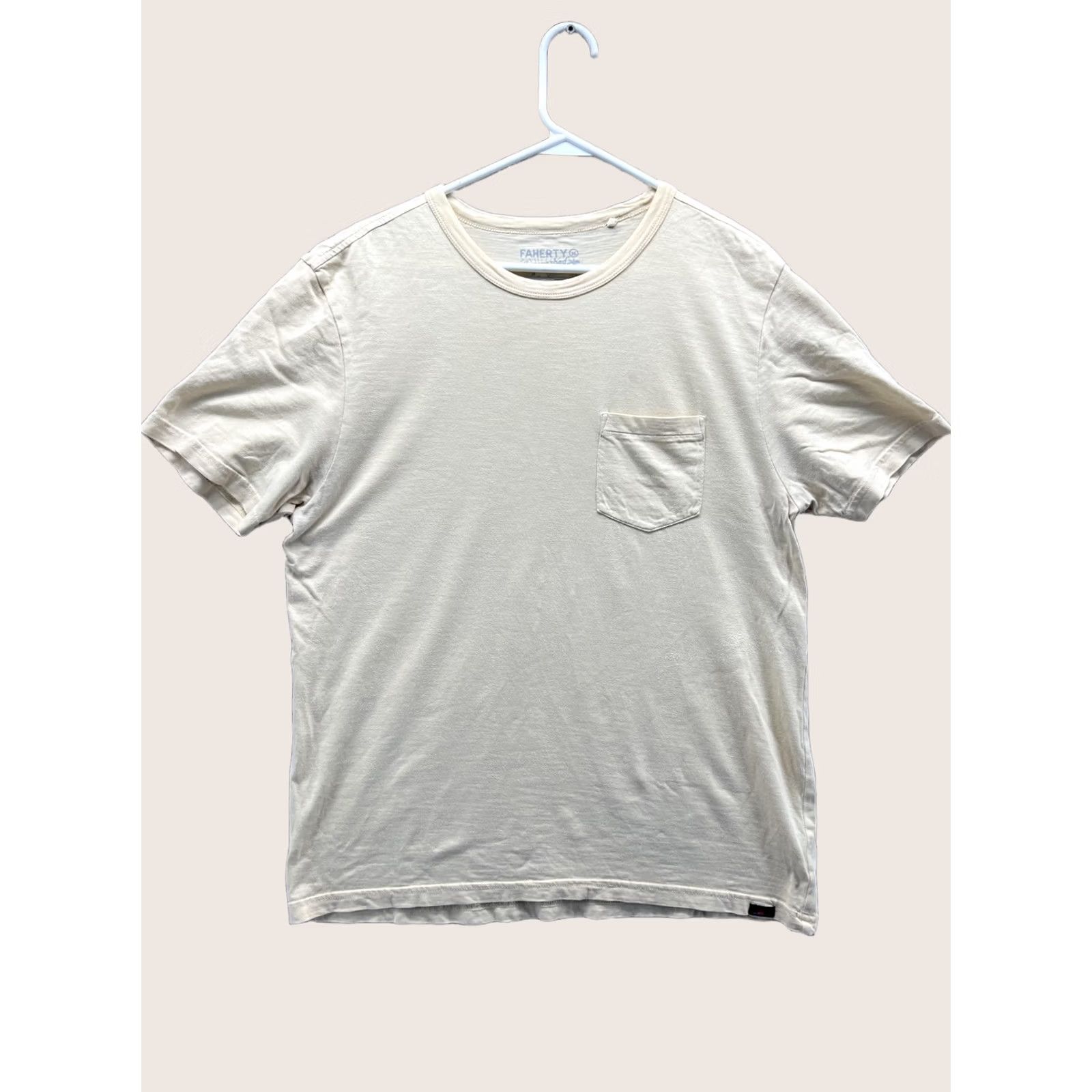 Faherty Faherty Shirt Mens M Beige Sunwashed Organic Cotton Pocket Tee Tagless Soft Size US M / EU 48-50 / 2 - 1 Thumbnail