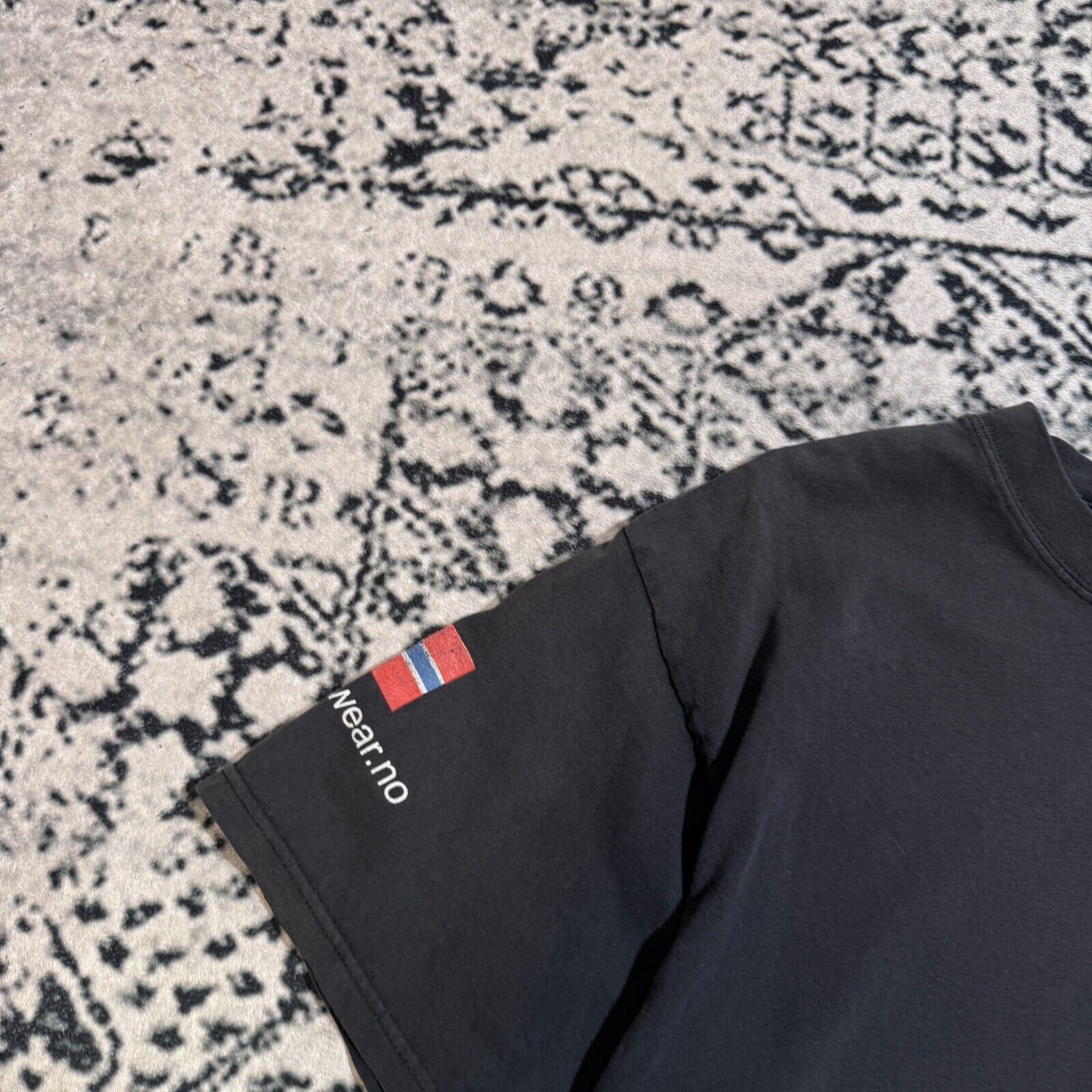 Vintage Vintage Black Cotton T-Shirt Size L Vikingswear Y2K 90s Size US L / EU 52-54 / 3 - 13 Thumbnail