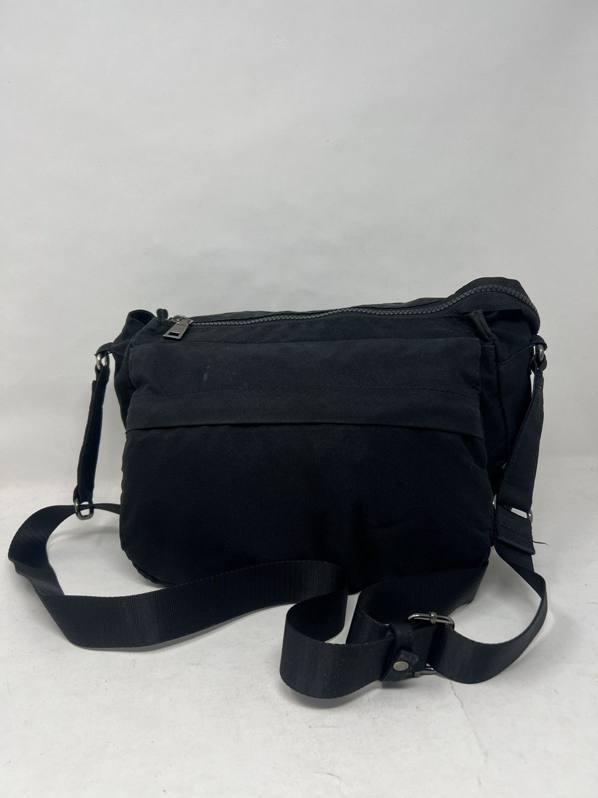 Japanese Brand Y'Saccs Vous et Sling Bag Size ONE SIZE - 6 Thumbnail