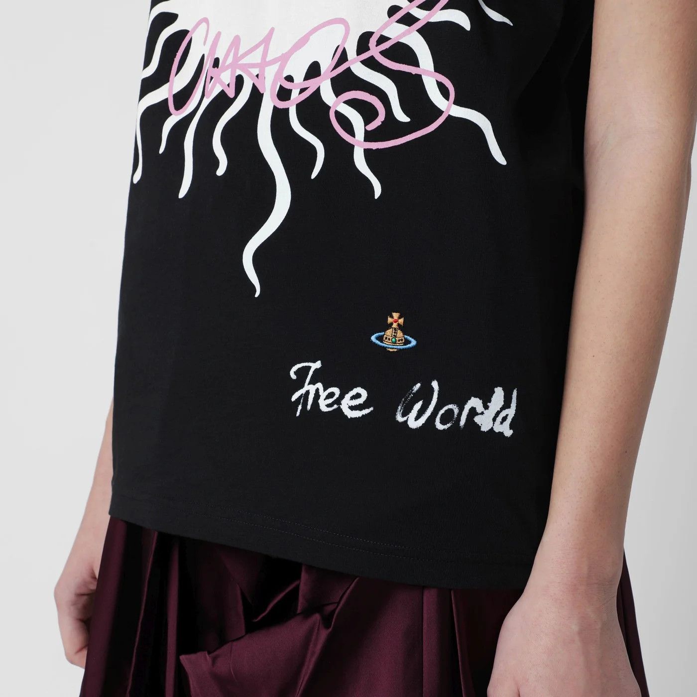Vivienne Westwood o1d2blof0526 Logo Print Short Sleeve T-Shirt in Black Size L / US 10 / IT 46 - 4 Thumbnail