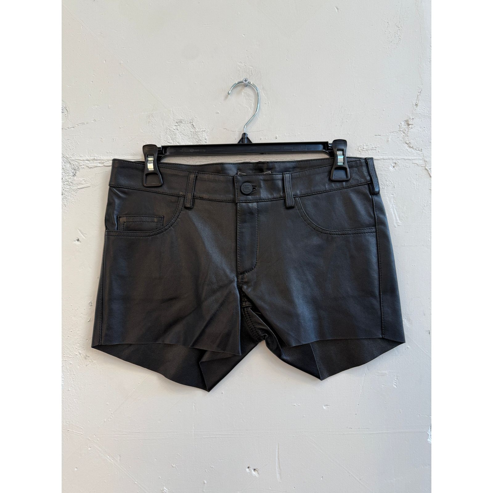 Von Dutch Von Dutch Leather Shorts Size 28" / US 6 / IT 42 - 1 Thumbnail