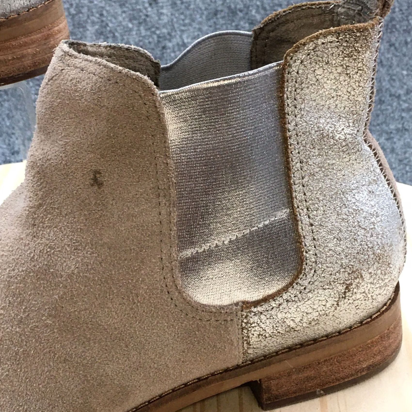 Toms TOMS Boots Womens 8 Ella Ankle Chelsea Casual Gray Leather Pull On Size US 8 / IT 38 - 4 Thumbnail