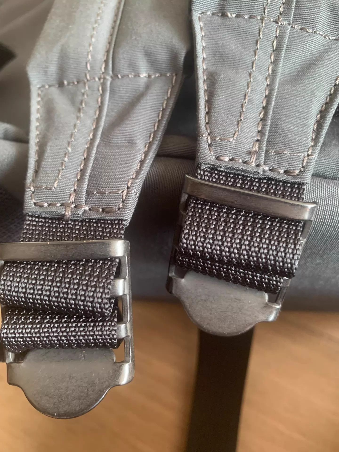 Other STANDARD SUPPLY Commute Daypack Gray Near New Size ONE SIZE - 3 Thumbnail
