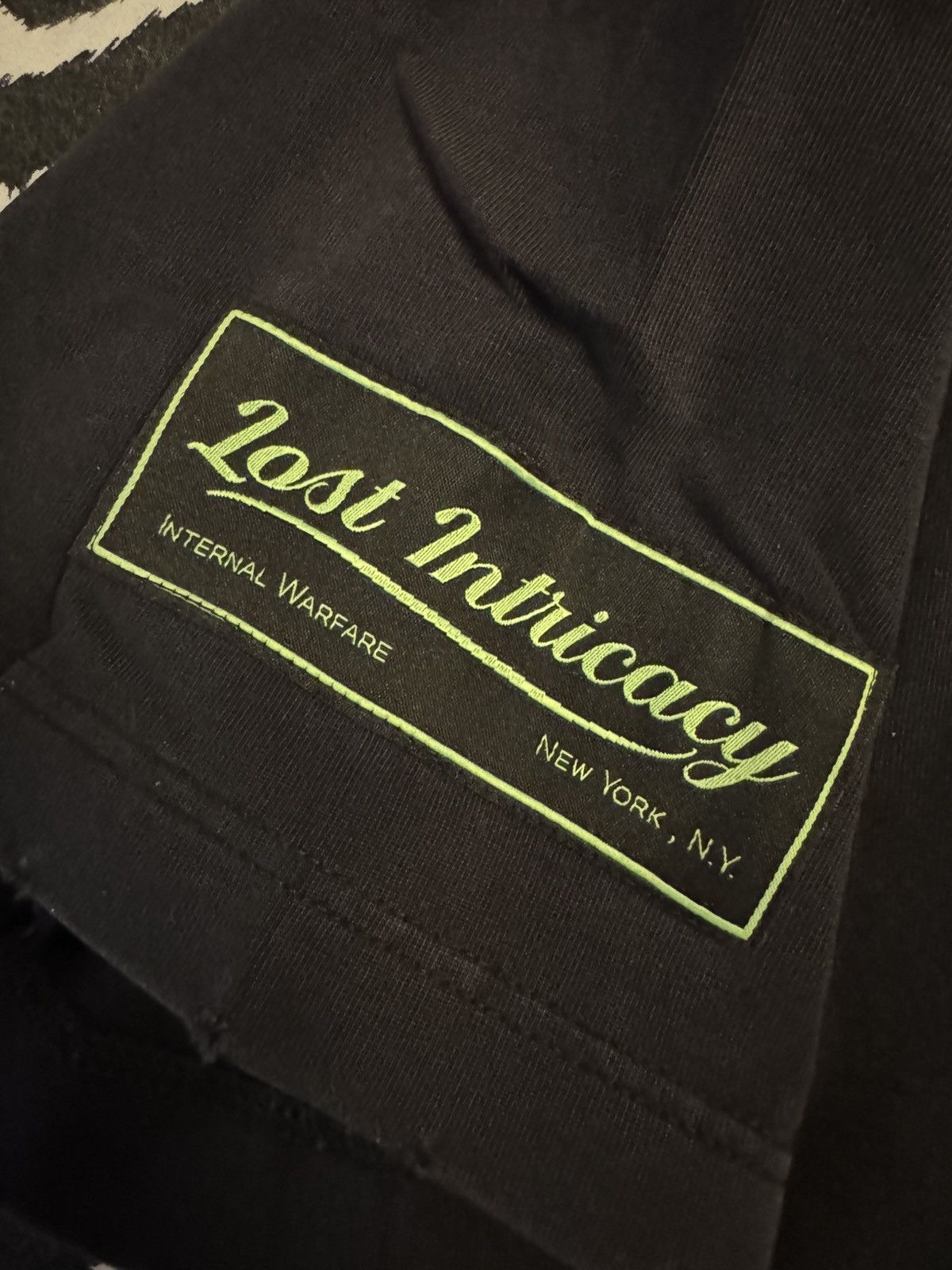 LOST INTRICACY Lost Intricacy - Dedicated to Upscale Cracc Size US L / EU 52-54 / 3 - 5 Thumbnail