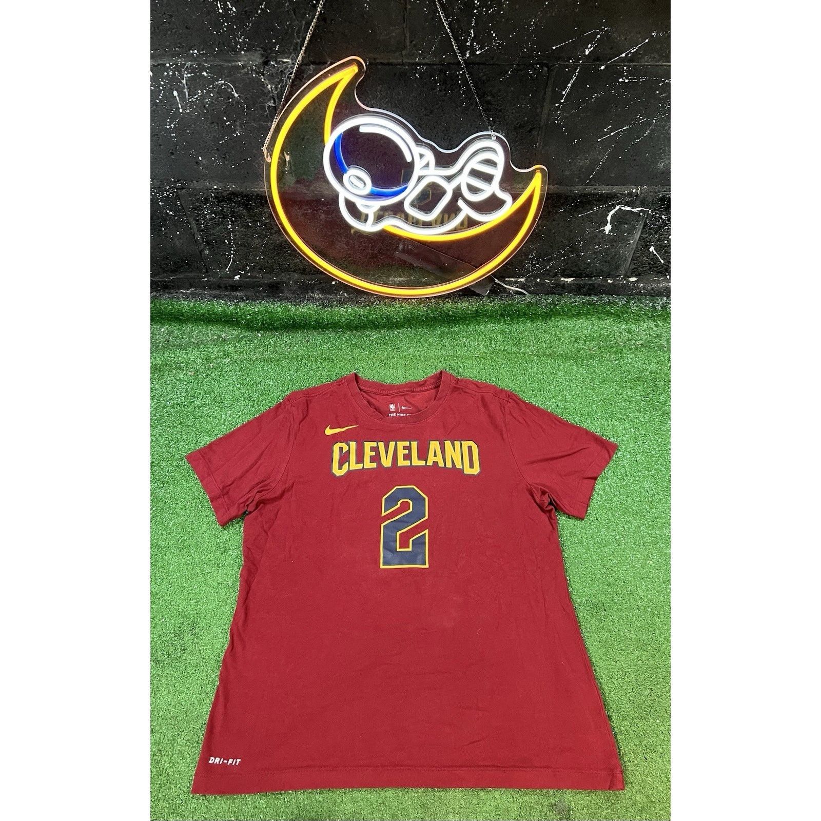 Nike Nike Cleveland Cavaliers #2 Sexton Men's Size Medium Tee Size US M / EU 48-50 / 2 - 1 Thumbnail