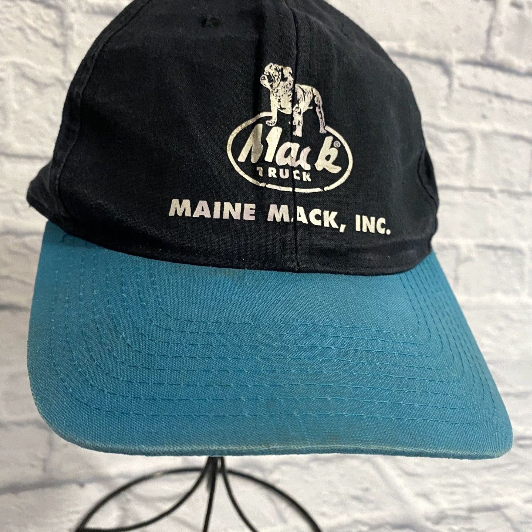 Vintage VINTAGE Mack Trucks Hat LitePro Cap Logo Maine Mack, Inc. Snapback Black Teal Mens Adjustable Cap USA 90s 80s Bias: Snapback, Lightweight, Breathable Size ONE SIZE - 3 Thumbnail