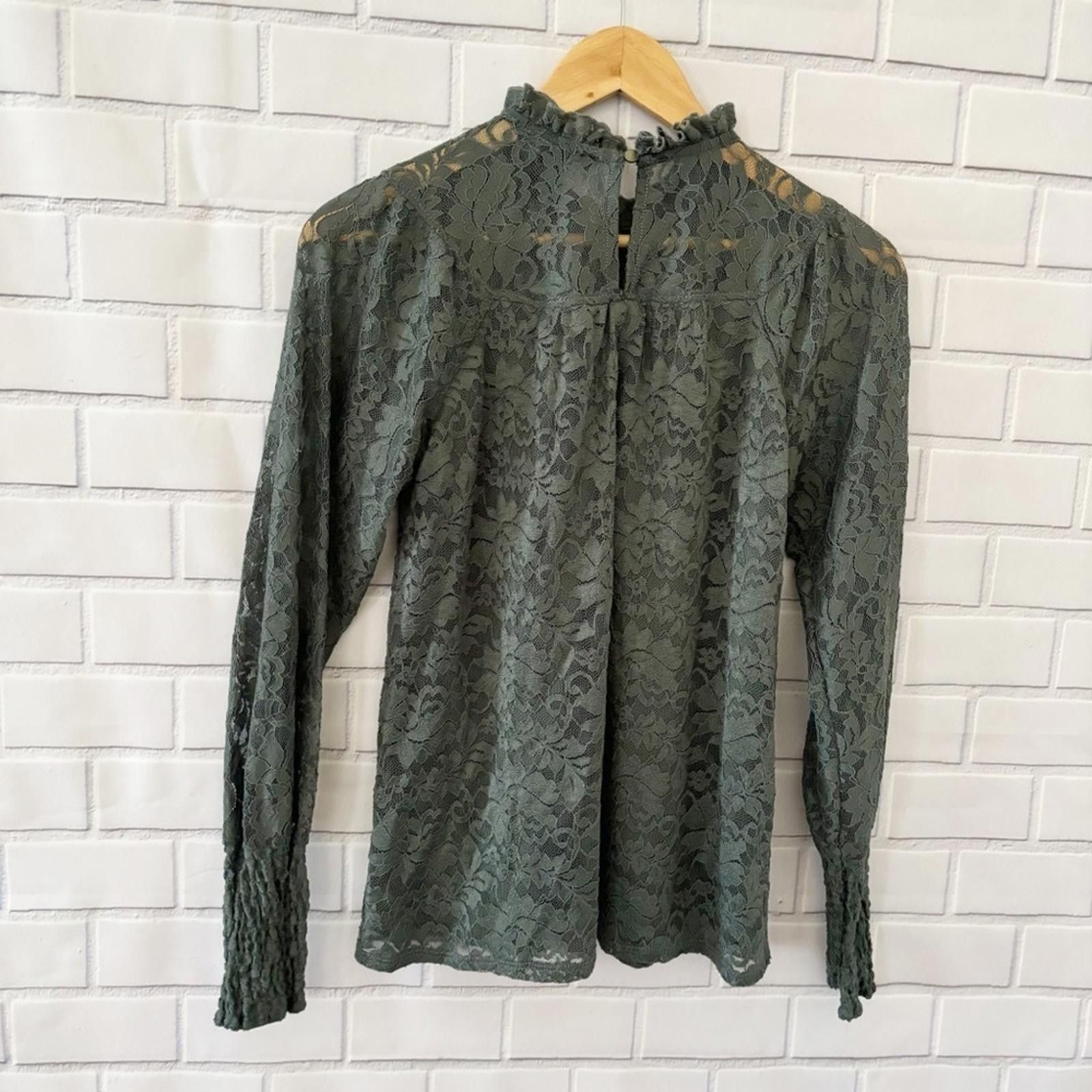 Other Elegant Olive Green Lace Long Sleeve Blouse with Ruffle Neck Size S / US 4 / IT 40 - 4 Thumbnail