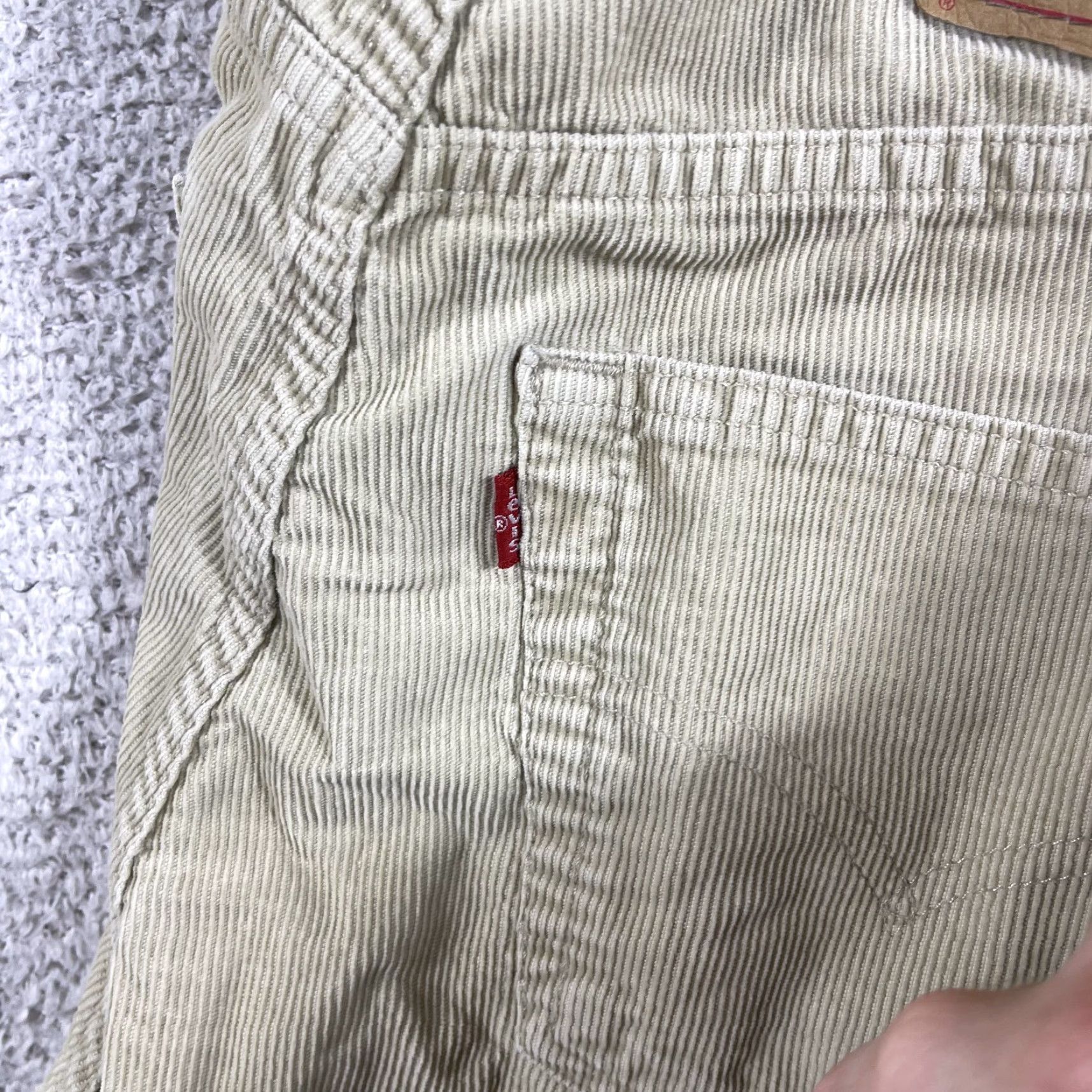 Levi's VINTAGE Levi's 551 Corduroy Jeans Mens 30x28 Beige Button Fly Straight Leg 90s Y2K USA Size US 30 / EU 46 - 7 Thumbnail