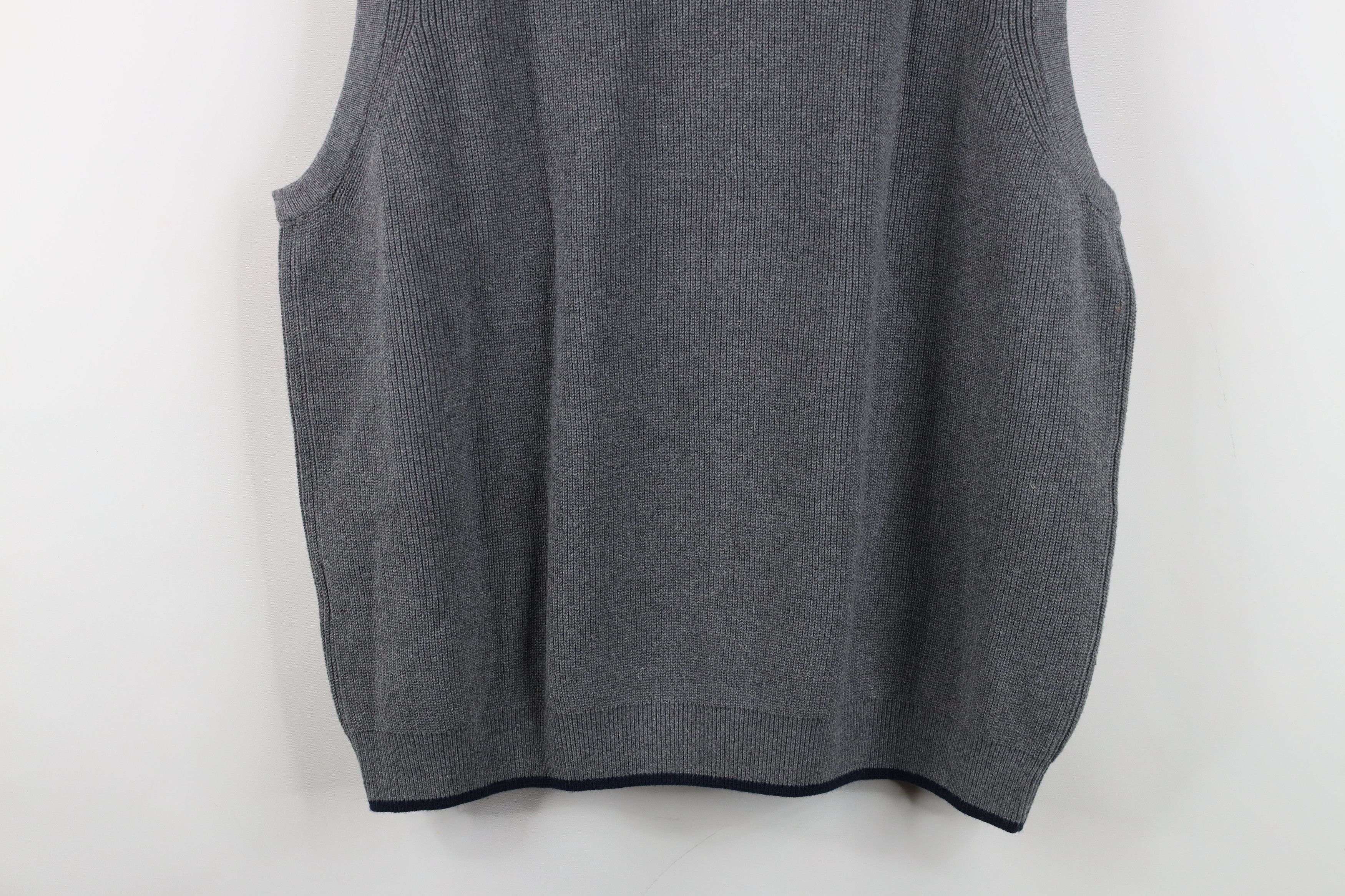 Tommy Hilfiger Deadstock Vintage 90s Tommy Hilfiger Knit Sweater Vest Gray Size US XL / EU 56 / 4 - 11 Thumbnail