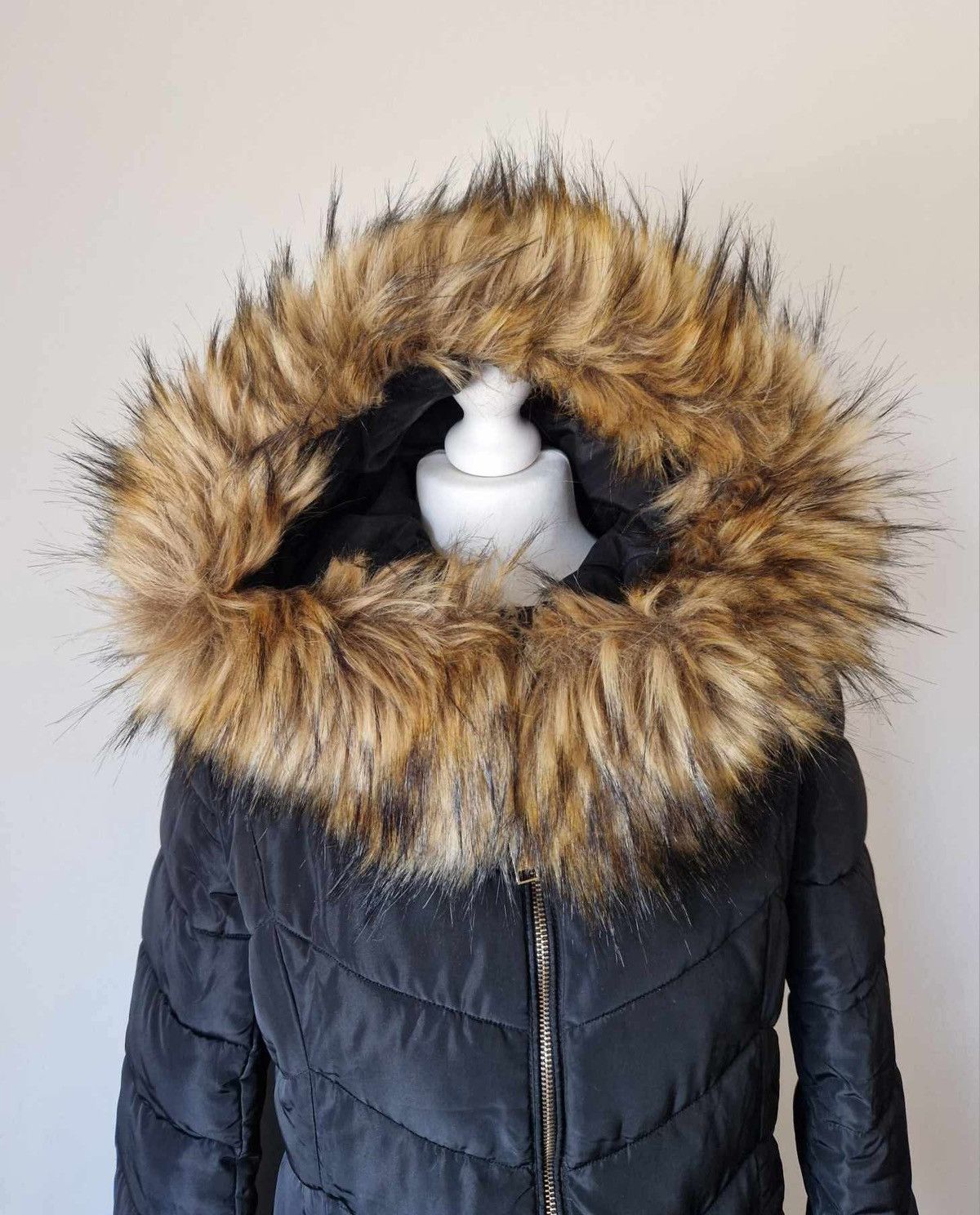 Elisabetta Franchi Elisabetta Franchi Puffer Jacket size M Size M / US 6-8 / IT 42-44 - 8 Thumbnail