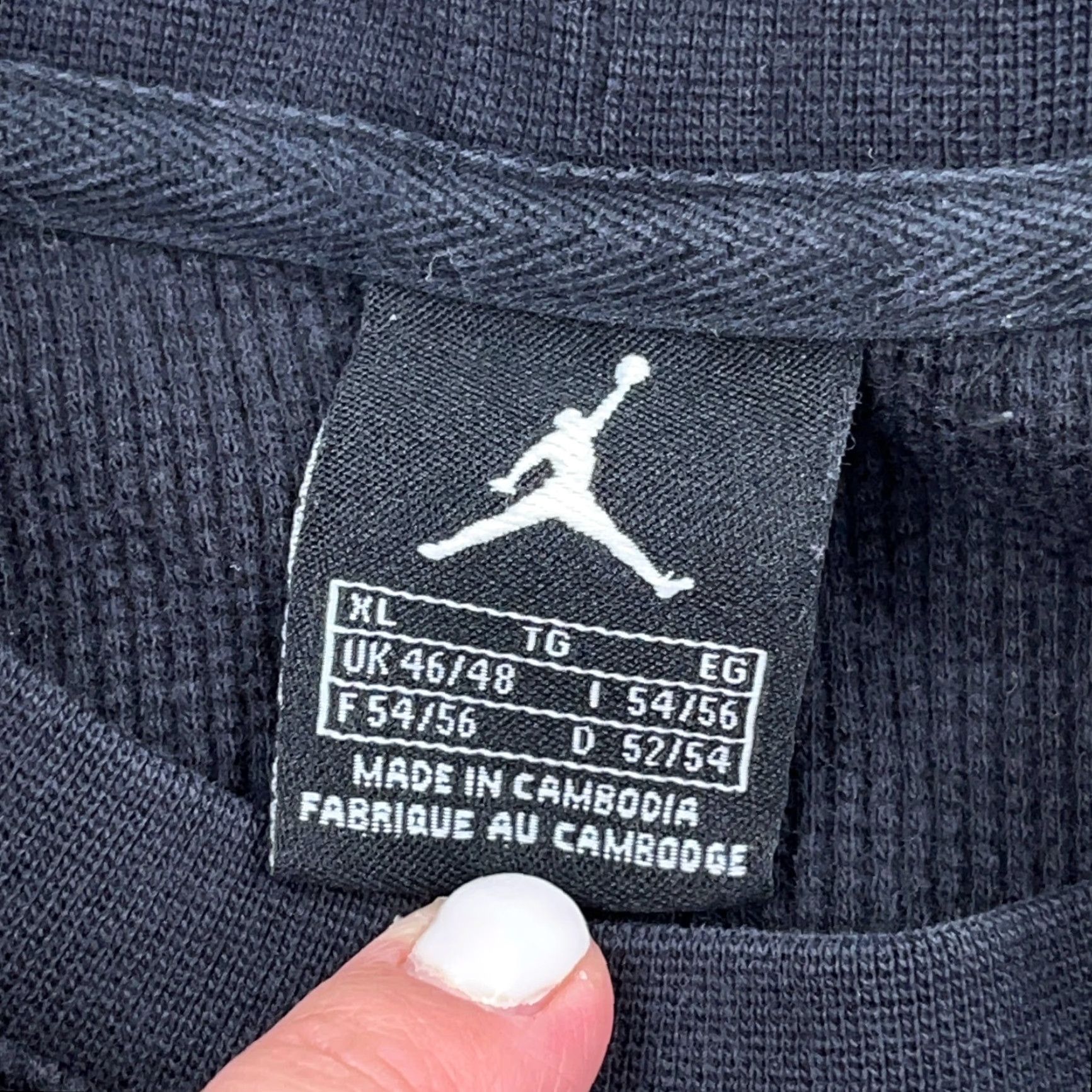 Jordan Brand VINTAGE Jordan Shirt Men XL Black Thermal Waffle Knit Center Logo Faded 00s Graphic Print Sleeve Long Crew Neck Size US XL / EU 56 / 4 - 3 Thumbnail