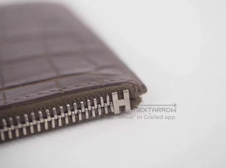 Hermes Hermes Brown Crocodile Leather Change Purse Size ONE SIZE - 3 Thumbnail