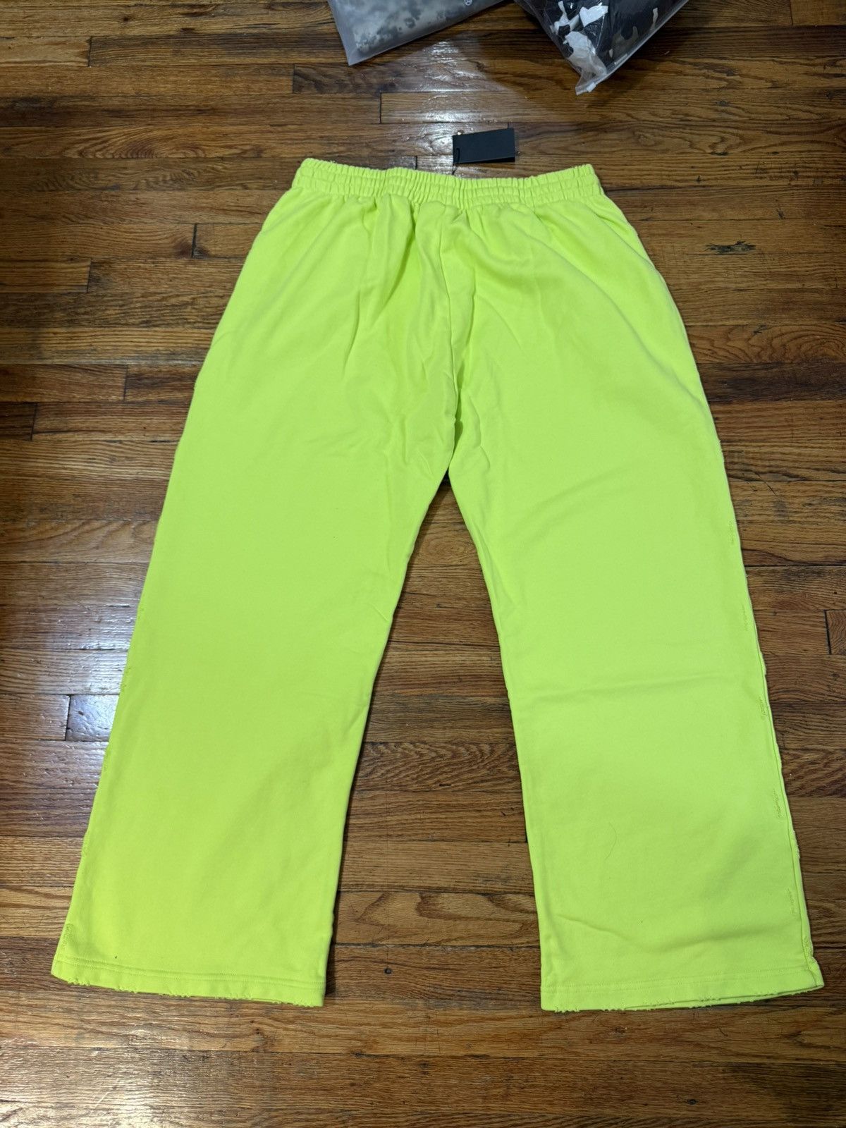 The GV Gallery The Gv Gallery Raspberry Hills Limon Sweatpants Size Small Size US 32 / EU 48 - 5 Thumbnail