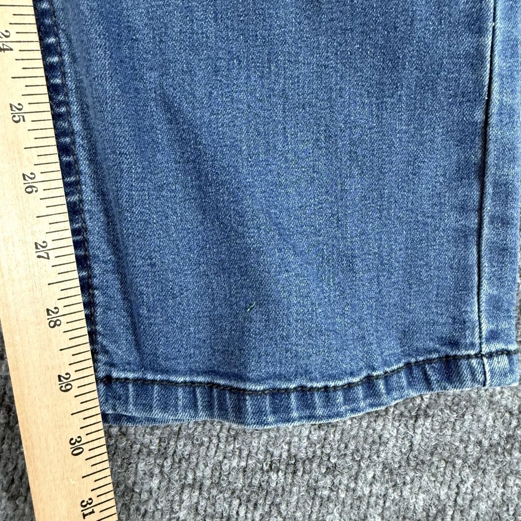 Buffalo David Bitton Buffalo David Bitton Jeans Mens 38x30 Axel Slim Stretch Straight Denim Pants Blue Medium Wash 5-Pocket Zip Fly Mens Size US 38 / EU 54 - 6 Thumbnail