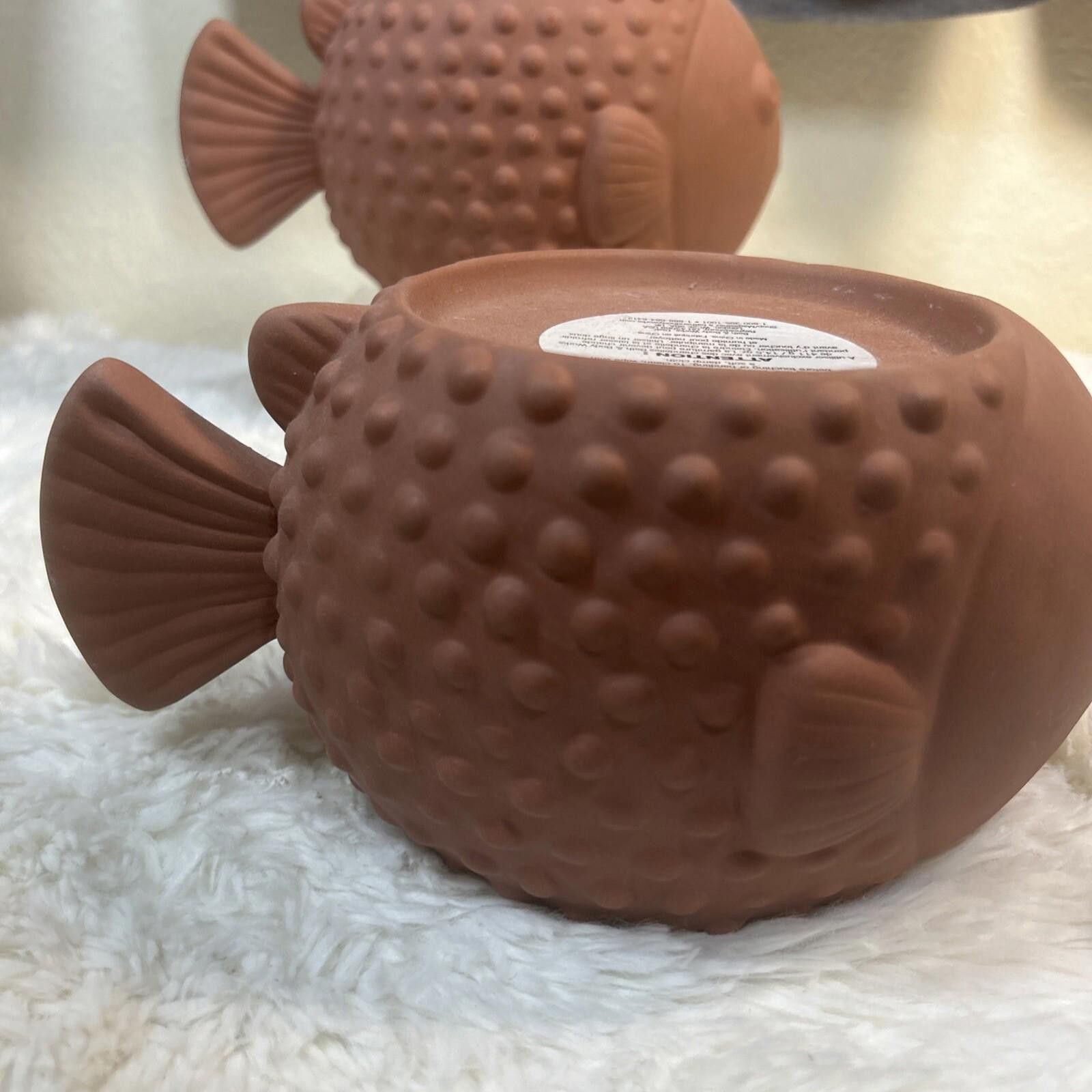 Designer Bath & Body Works Terra Cotta PUFFER FISH 3-Wick Holders (2) Size ONE SIZE - 6 Thumbnail