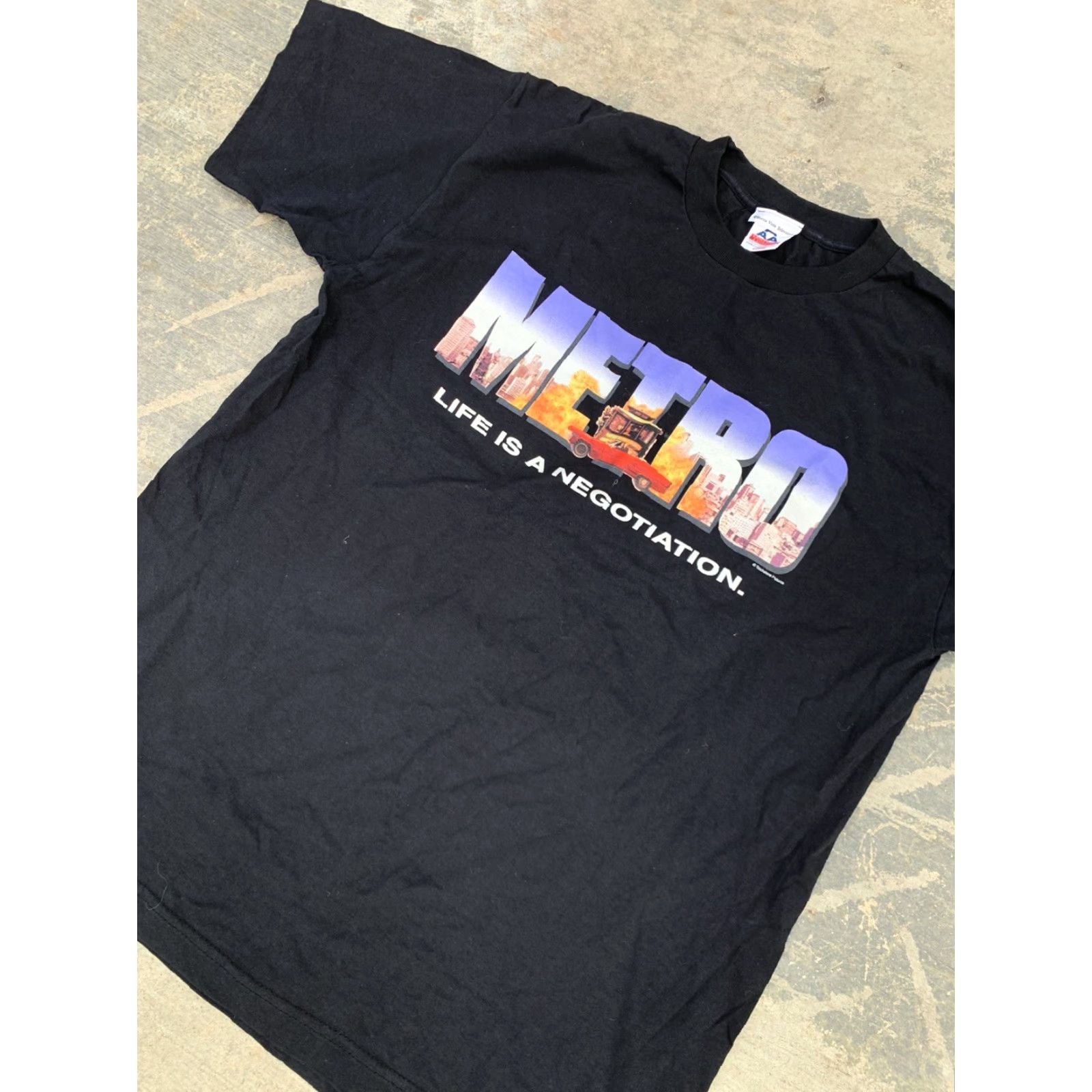 Etro VINTAGE Metro Movie Shirt XL Eddie Murphy 1997 90s Promo T-Shirt Black Men Short Sleeve 90s Theme Mens Size US XL / EU 56 / 4 - 2 Thumbnail