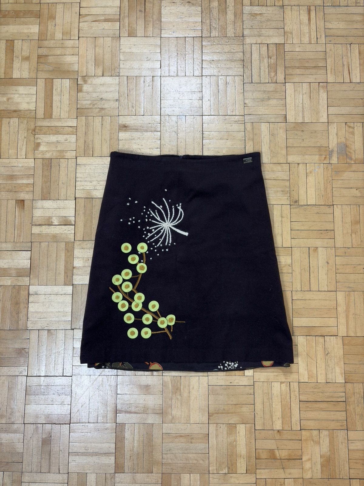 Kenzo Kenzo Jungle Wool Skirt 42FR grannycore Size 30" / US 8 / IT 44 - 1 Thumbnail