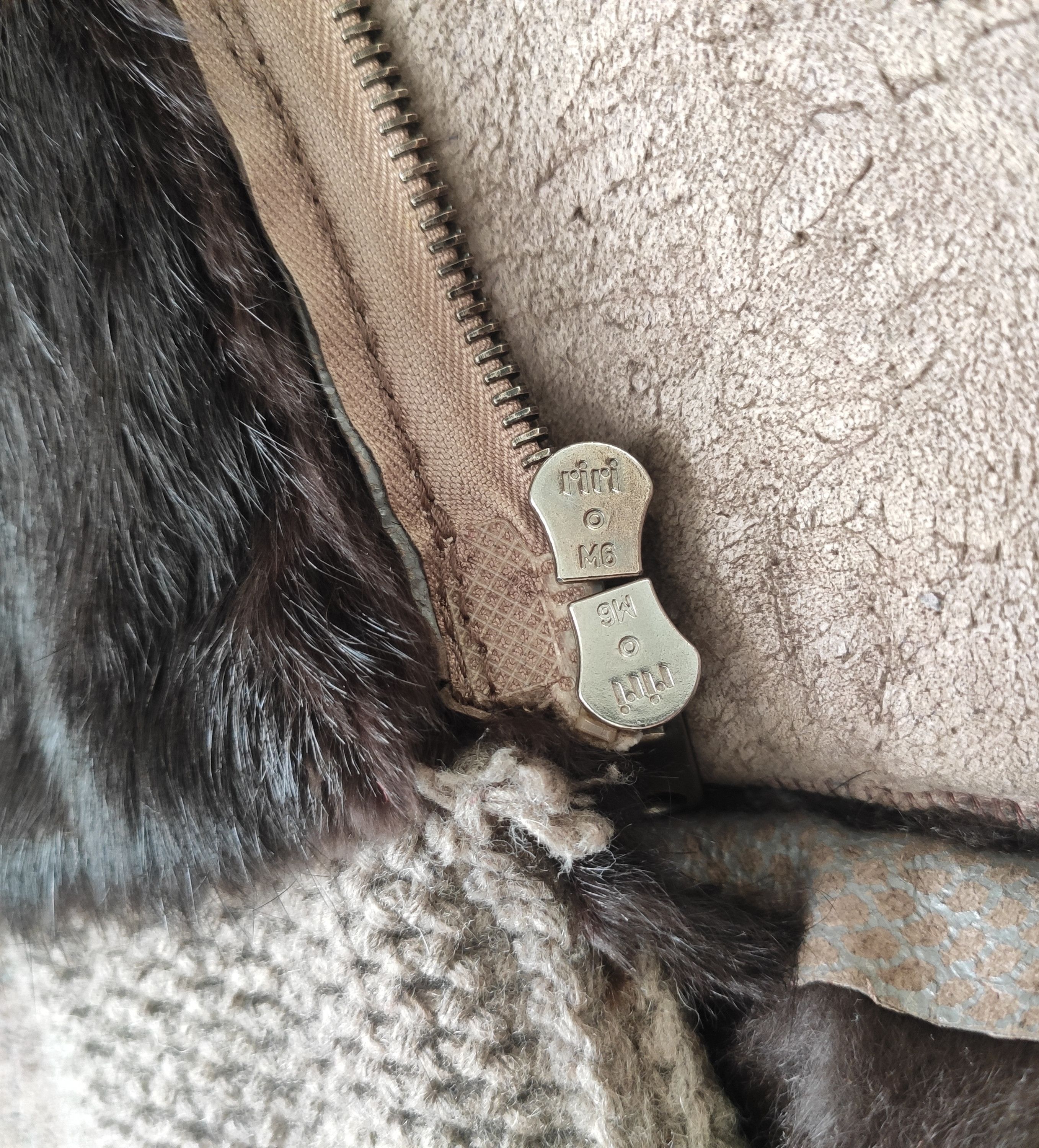 The People Of The Labyrinths Handprinted fur bomber.Like Uma Wang or Ziggy Chen Size US L / EU 52-54 / 3 - 6 Thumbnail
