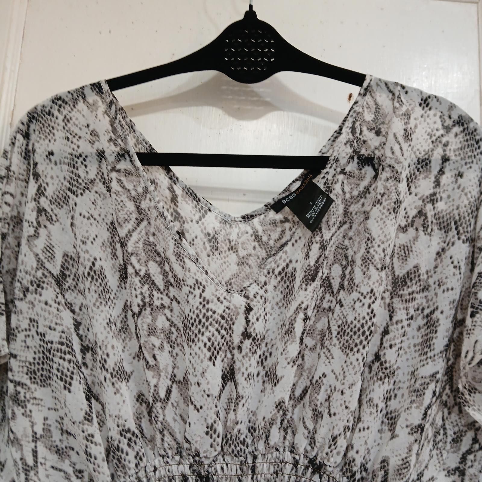 Bcbgmaxazria BCBG Maxazaria Large Snake Skin Short Kaftan Size L / US 10 / IT 46 - 3 Thumbnail