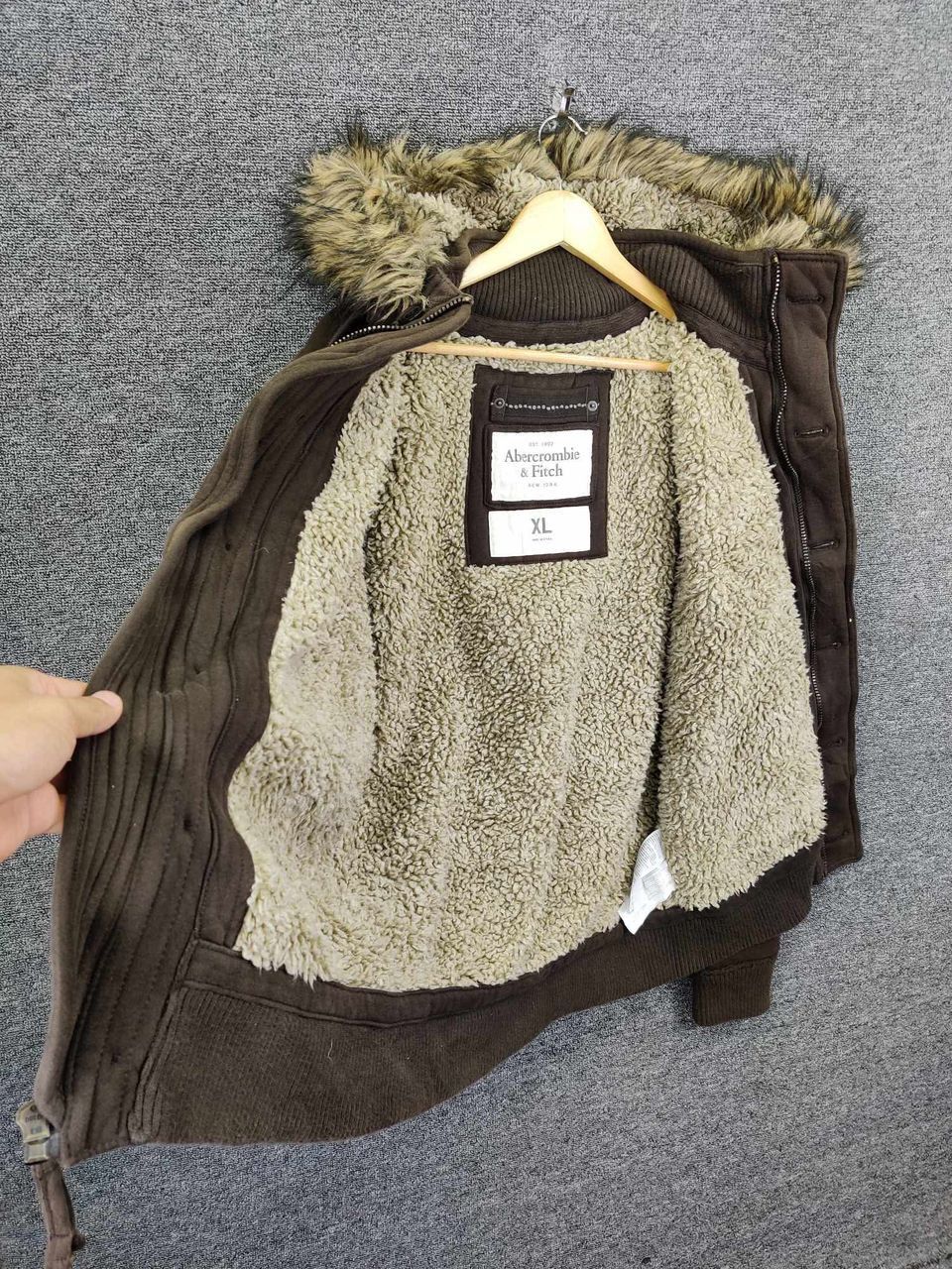 Abercrombie & Fitch Vintage Abercrombie & Fitch Shearling Fur Hoodie Jacket Size US XL / EU 56 / 4 - 8 Thumbnail