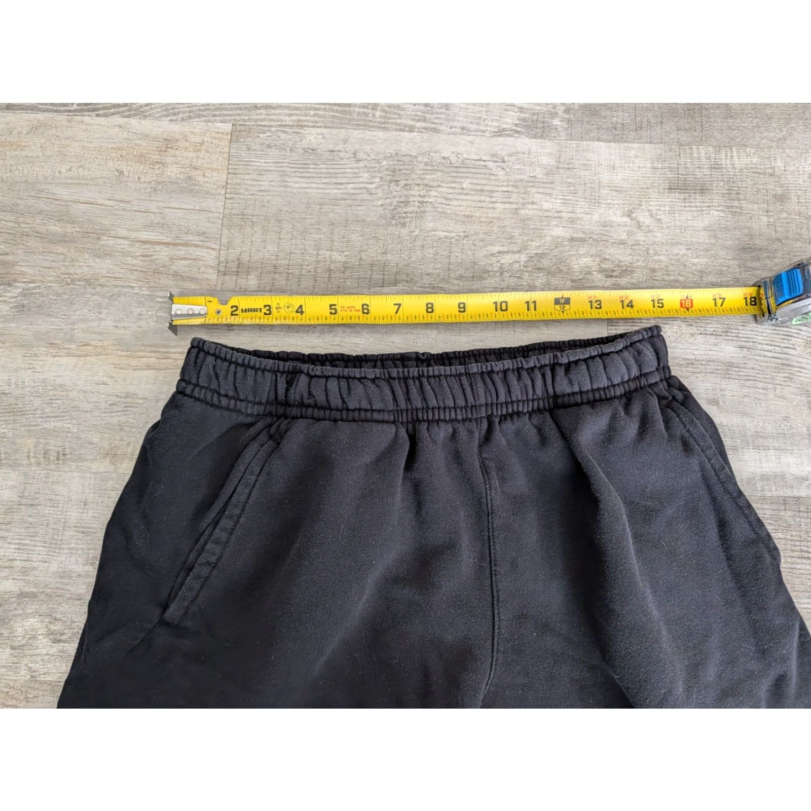 Nike Nike Men Sweat Shorts M Black Swoosh Logo 9" Inseam BV2721-010 Sweatpants? Size US 31 - 7 Thumbnail