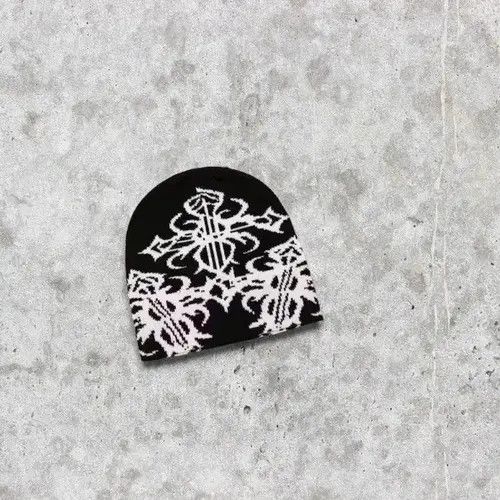 Other 🕷🕸️ Beanie hat cross pattern y2k Size ONE SIZE - 4 Thumbnail