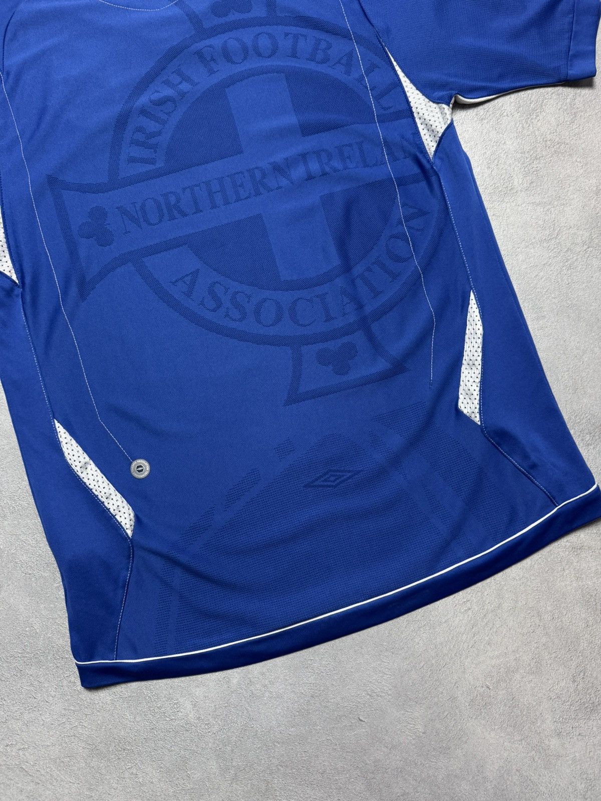 Umbro Northern Ireland 2006 2007 Away Shirt Soccer Jersey Umbro Size US M / EU 48-50 / 2 - 12 Thumbnail
