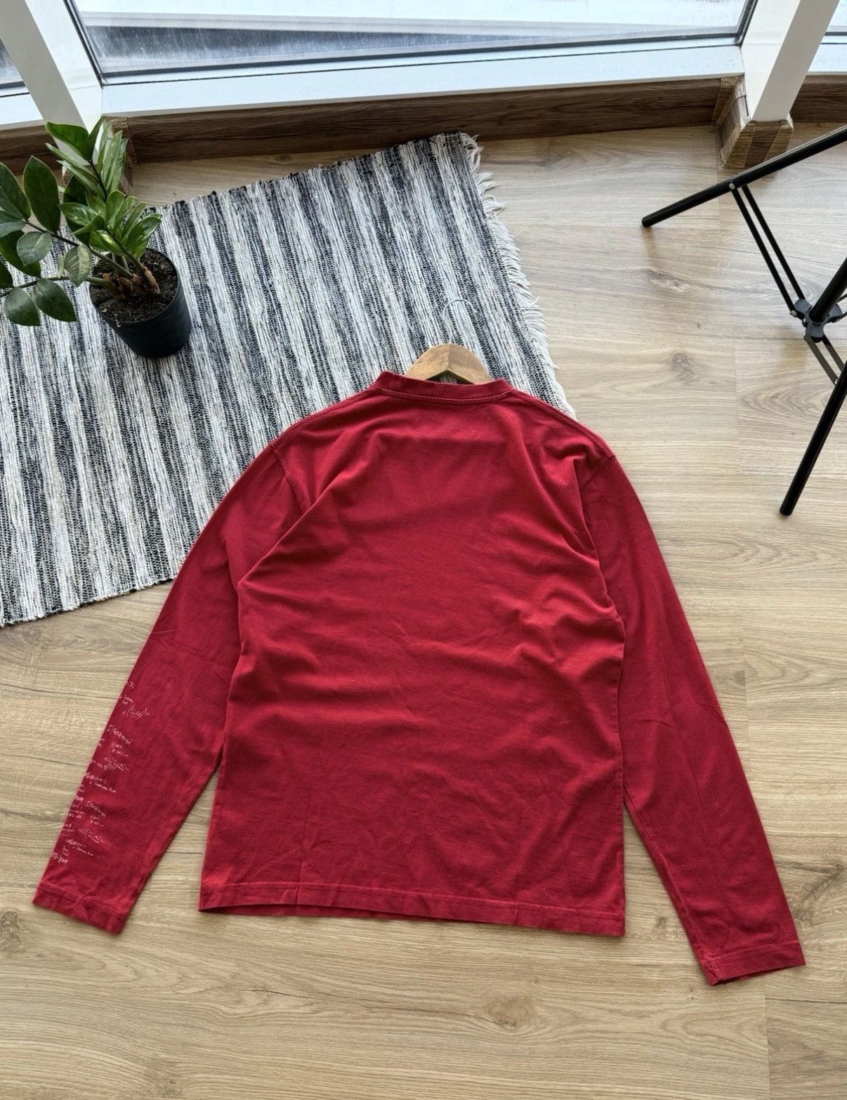 Oakley VINTAGE OAKLEY LONG SLEEVE RED STREET WEAR STYLE Size M Size US M / EU 48-50 / 2 - 7 Thumbnail