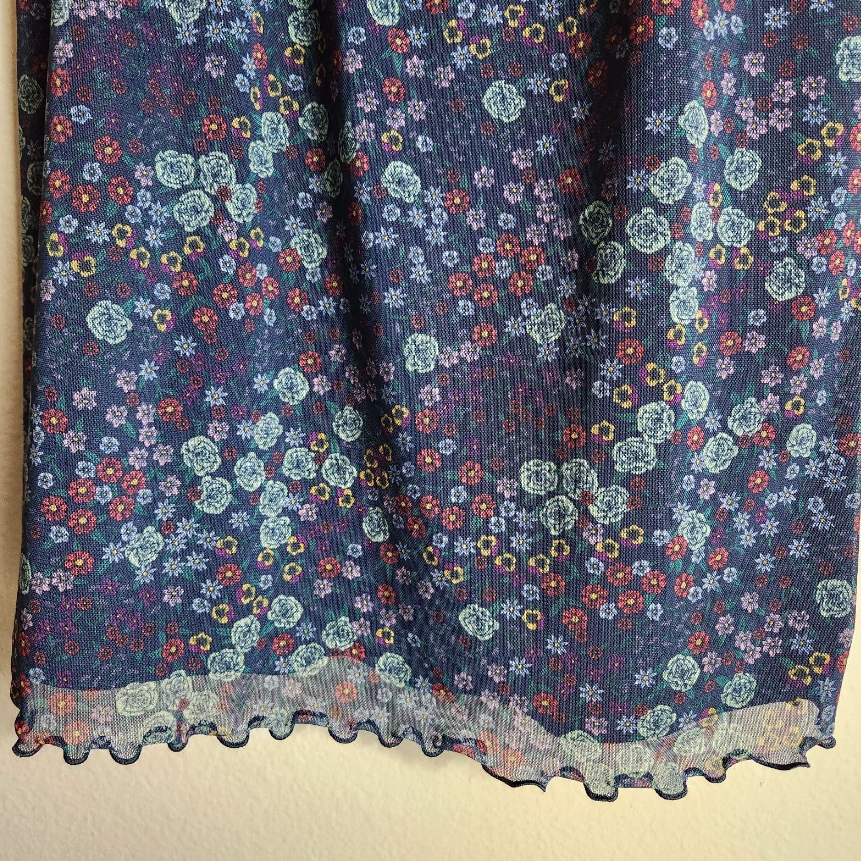 Vintage #takepride x Target Womens Pride Floral Knee Length Dress-Size L (NWT) Dress (NWT) Size L / US 10 / IT 46 - 6 Thumbnail