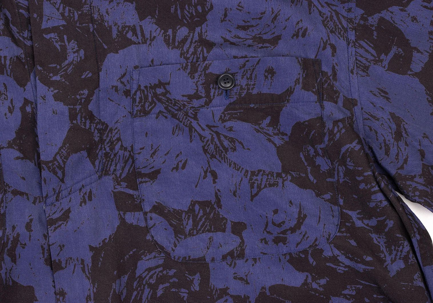 Issey Miyake Rayon Patterned Pullover Shirt in Blue and Black, Size M Size US M / EU 48-50 / 2 - 6 Thumbnail