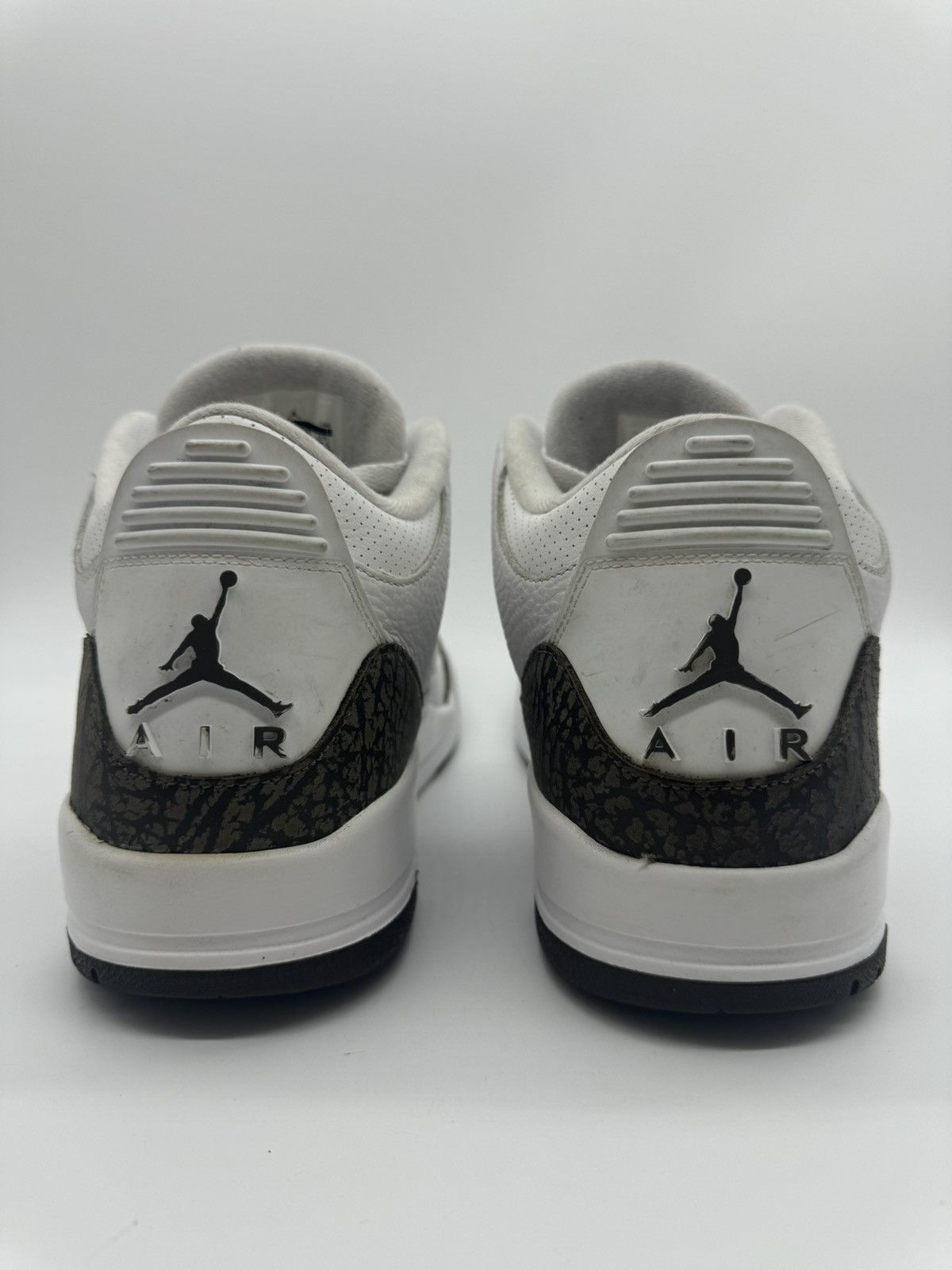 Jordan Brand × Nike Nike Air Jordan 3 Retro Mocha Brown 2018 Men’s Size 11.5 Size US 11.5 / EU 44-45 - 5 Thumbnail