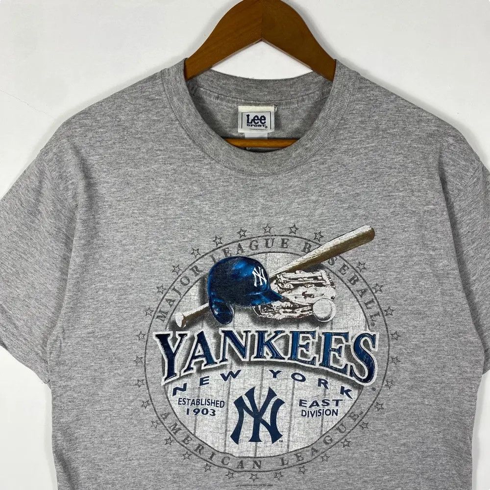 MLB Vintage 00's NEW YORK YANKEES Mlb Graphic Tee Shirt Size US M / EU 48-50 / 2 - 2 Thumbnail