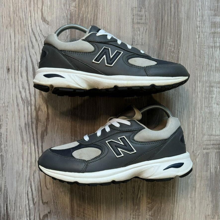 New Balance NEW BALANCE • VINTAGE 498 (6.5M) Size US 6.5 / EU 39-40 - 2 Thumbnail