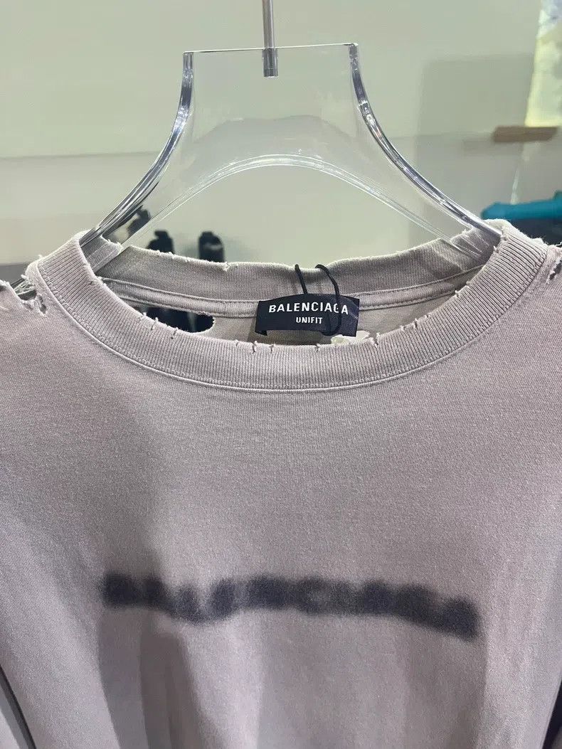 Balenciaga Balenciaga Grey Blurred Letter Destroyed Short Sleeve Size US XXS / EU 40 - 3 Thumbnail