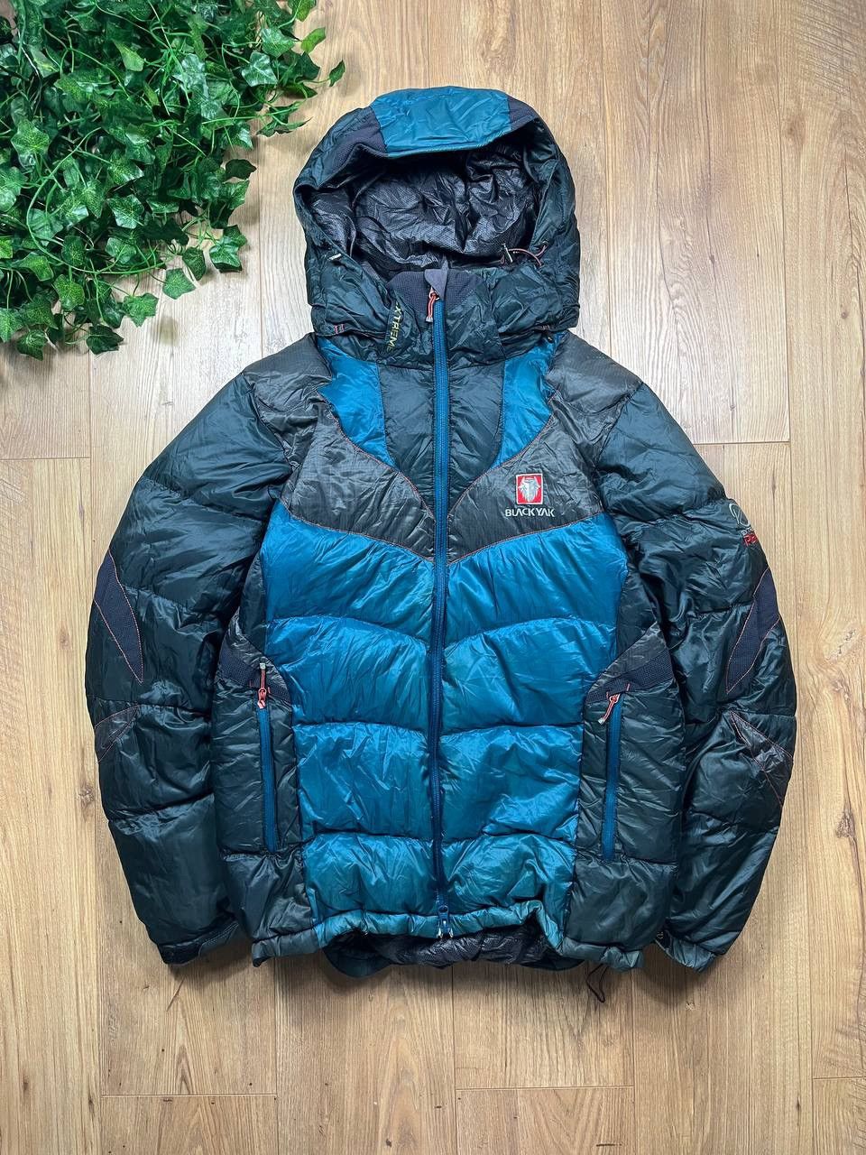 BLACKYAK 00’s BLACK YAK ARCHIVE PUFFER DOWN RARE JACKET GORCPORE Size US M / EU 48-50 / 2 - 1 Thumbnail
