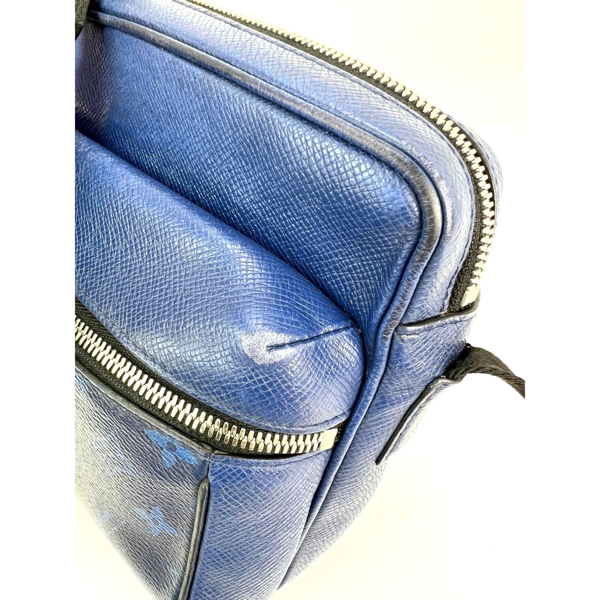 Louis Vuitton LOUIS VUITTON Taigarama Outdoor Blue Messenger Bag Size ONE SIZE - 12 Thumbnail