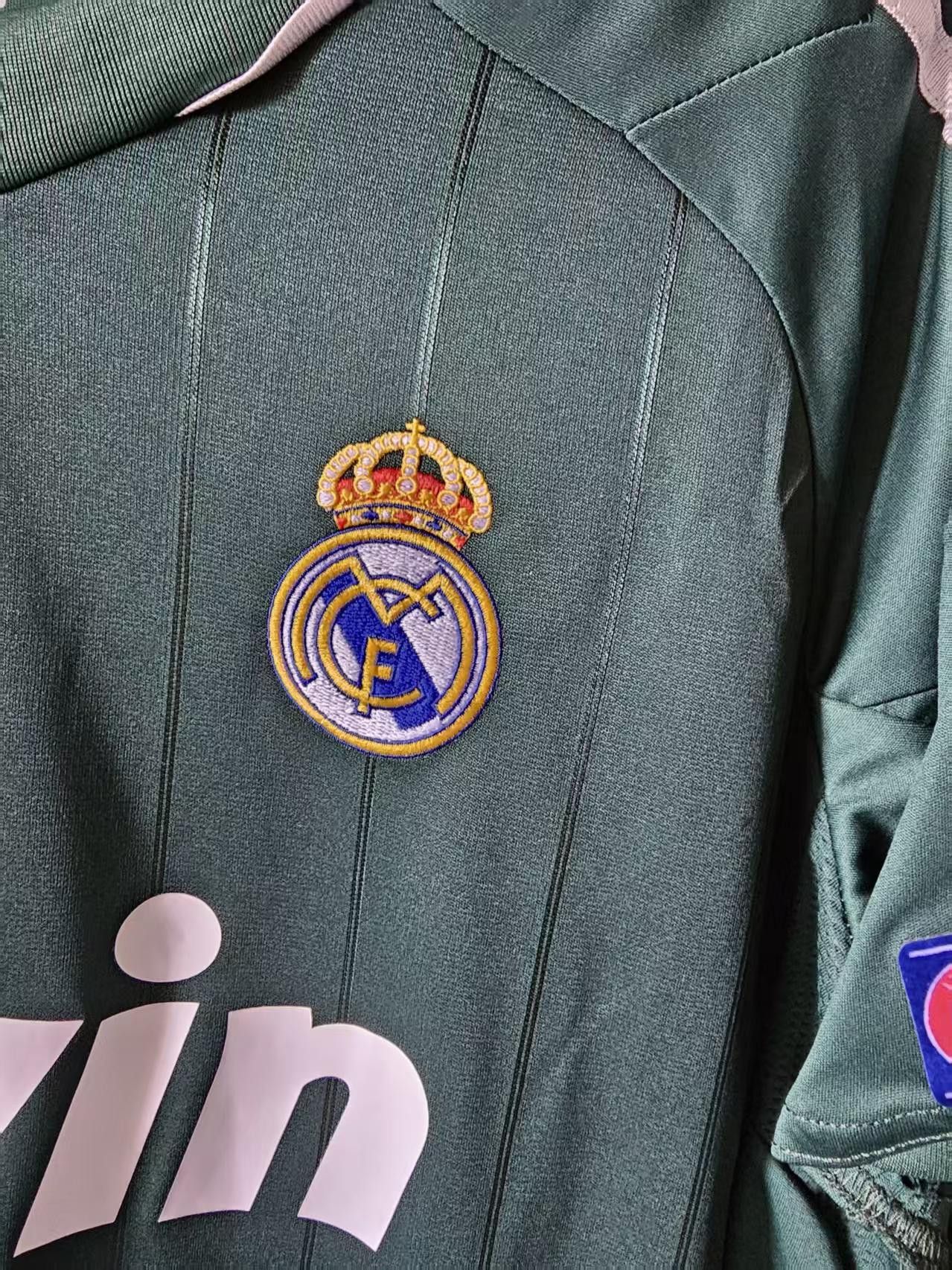 Other 2012 13 Real Madrid #7 C Ronaldo Jersey Size US S / EU 44-46 / 1 - 4 Thumbnail