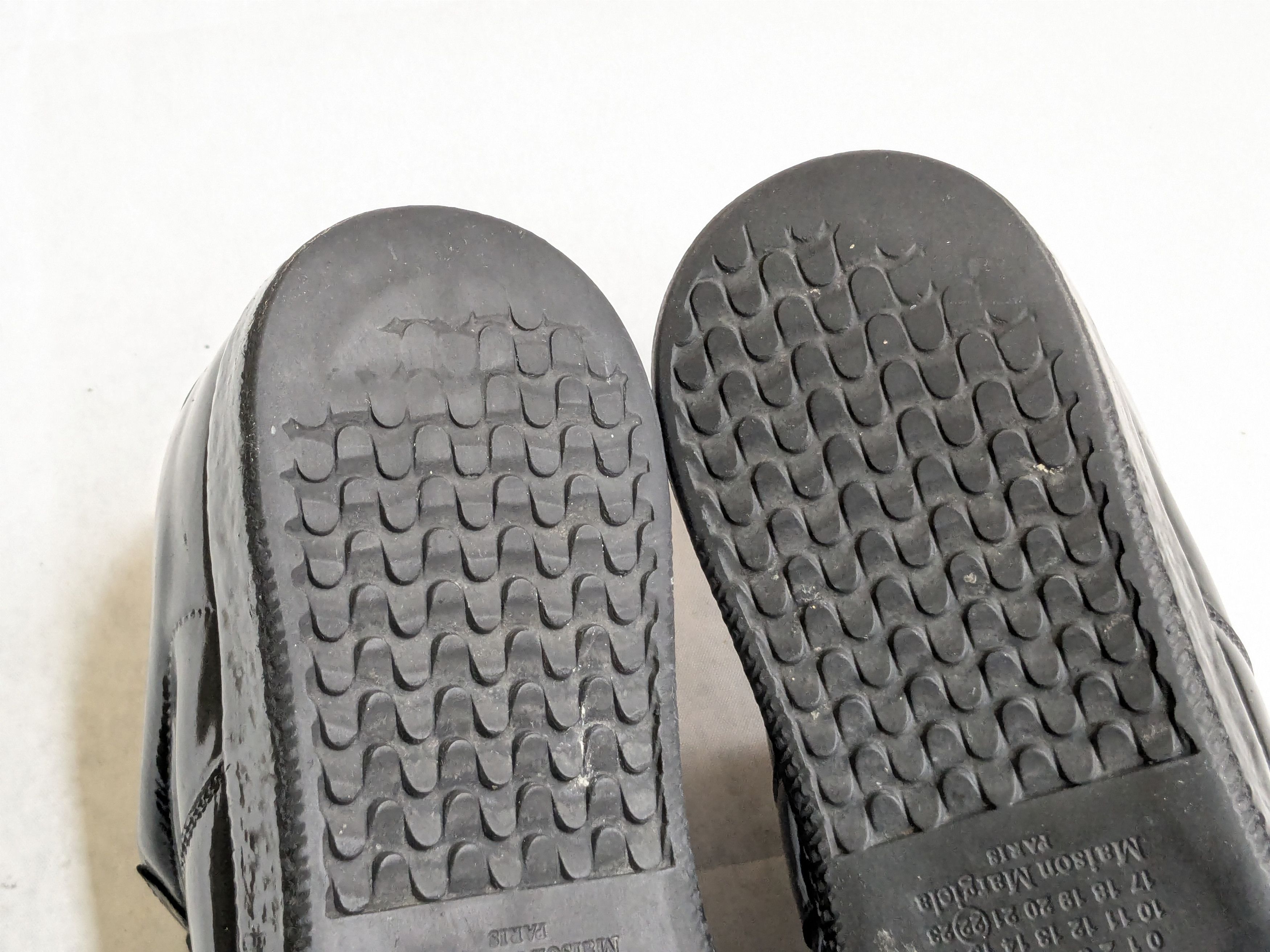 Maison Margiela Maison Margiela Replica GAT Black Patent Leather 8 41 Low Size US 8 / EU 41 - 18 Thumbnail