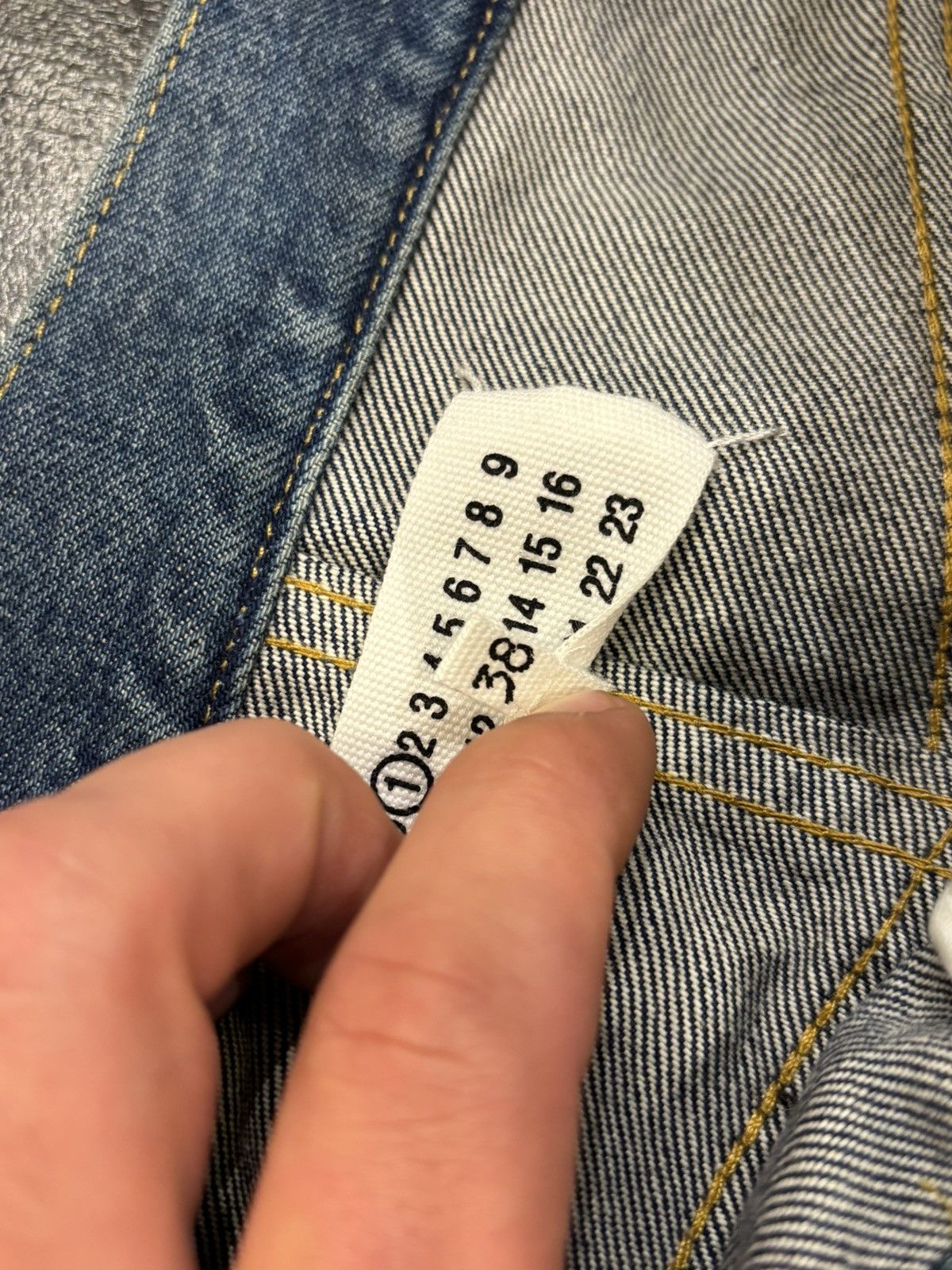Maison Margiela Maison Margiela Light and Dark Wash Jeans Size US 38 / EU 54 - 9 Thumbnail