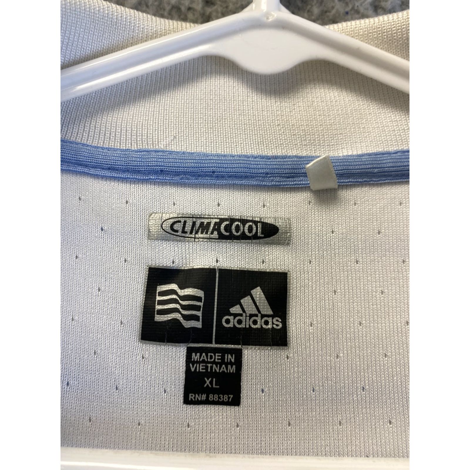 Adidas Adidas Polo Shirt Mens XL White Short Sleeve Golf Outdoor Casual Adult /97-28 Size US XL / EU 56 / 4 - 4 Thumbnail
