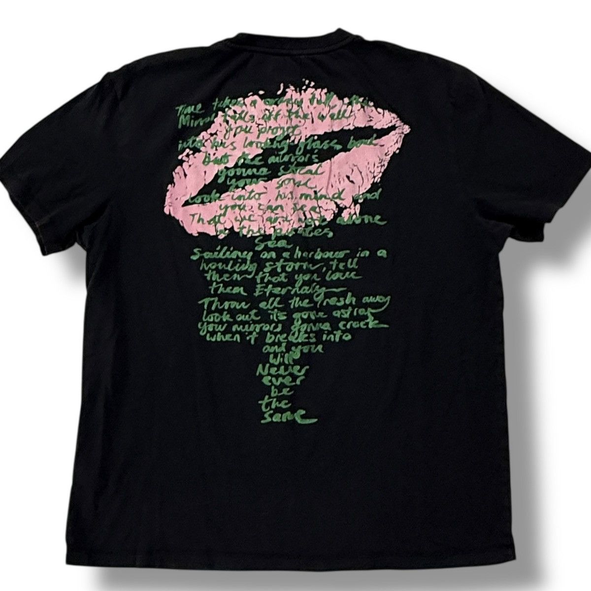Allsaints AllSaints Boohoo distressed poetic kiss graphic crew T-shirt Size US S / EU 44-46 / 1 - 2 Thumbnail