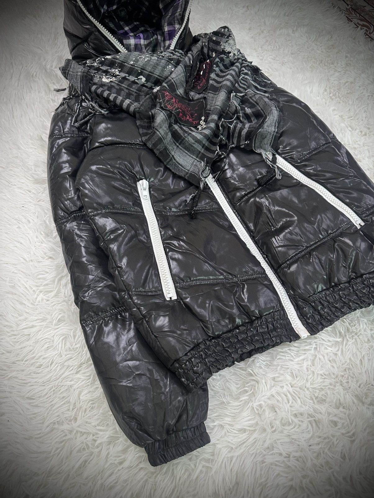 Japanese Brand 💥rare💥 2000s japanese brand EXHIBITIONIST puffer punk hoodie Size US L / EU 52-54 / 3 - 2 Thumbnail
